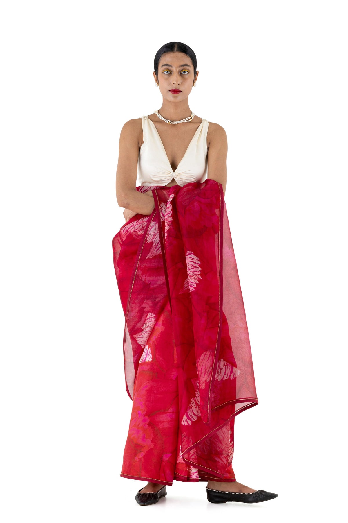 Muraiyya Red Saree