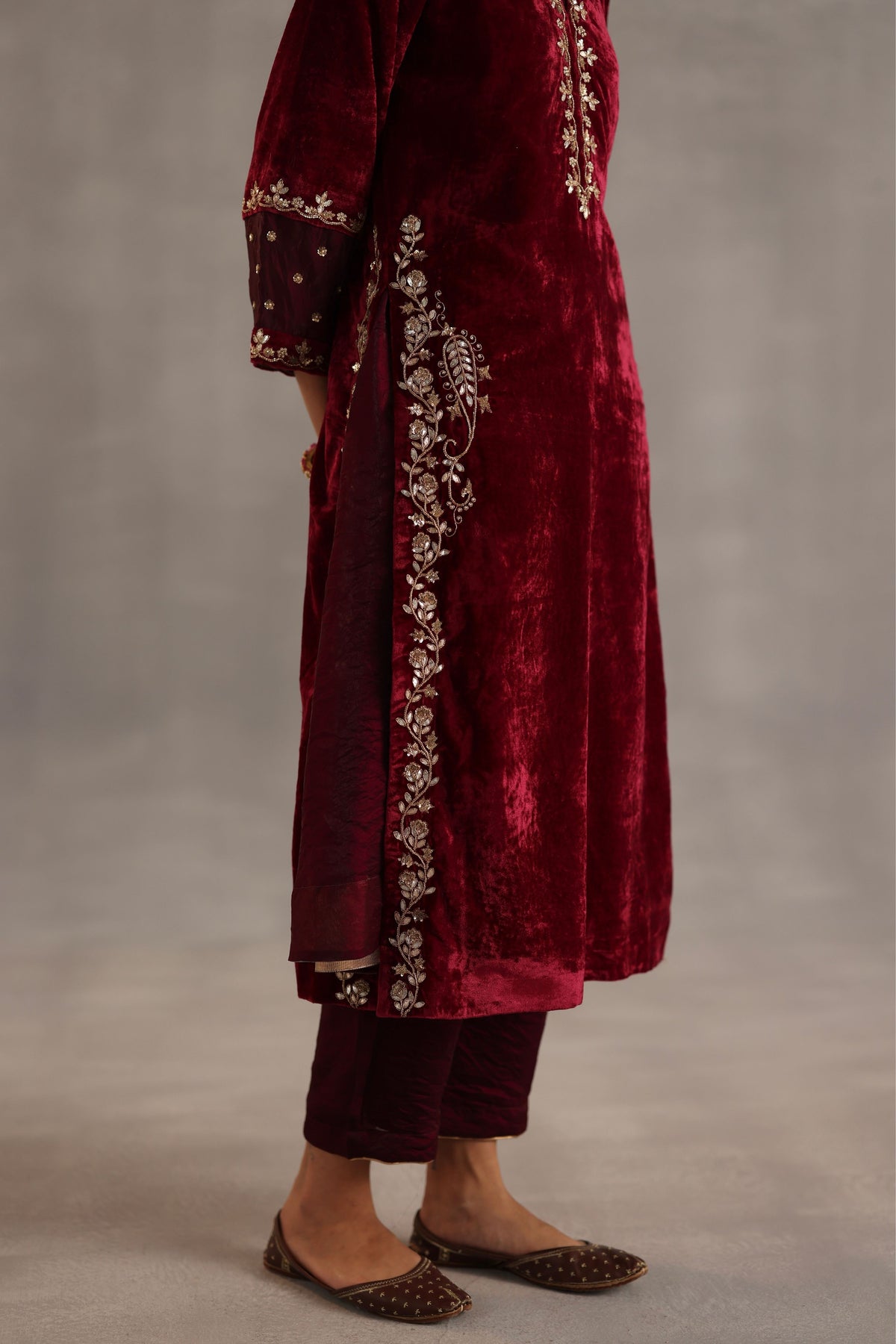Megh Garnet Kurta Set