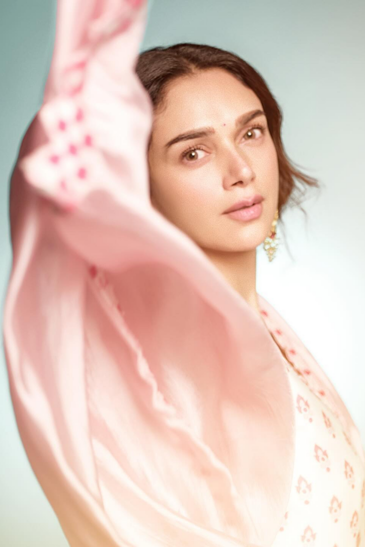 Aditi Rao Hydari in Punit Balana