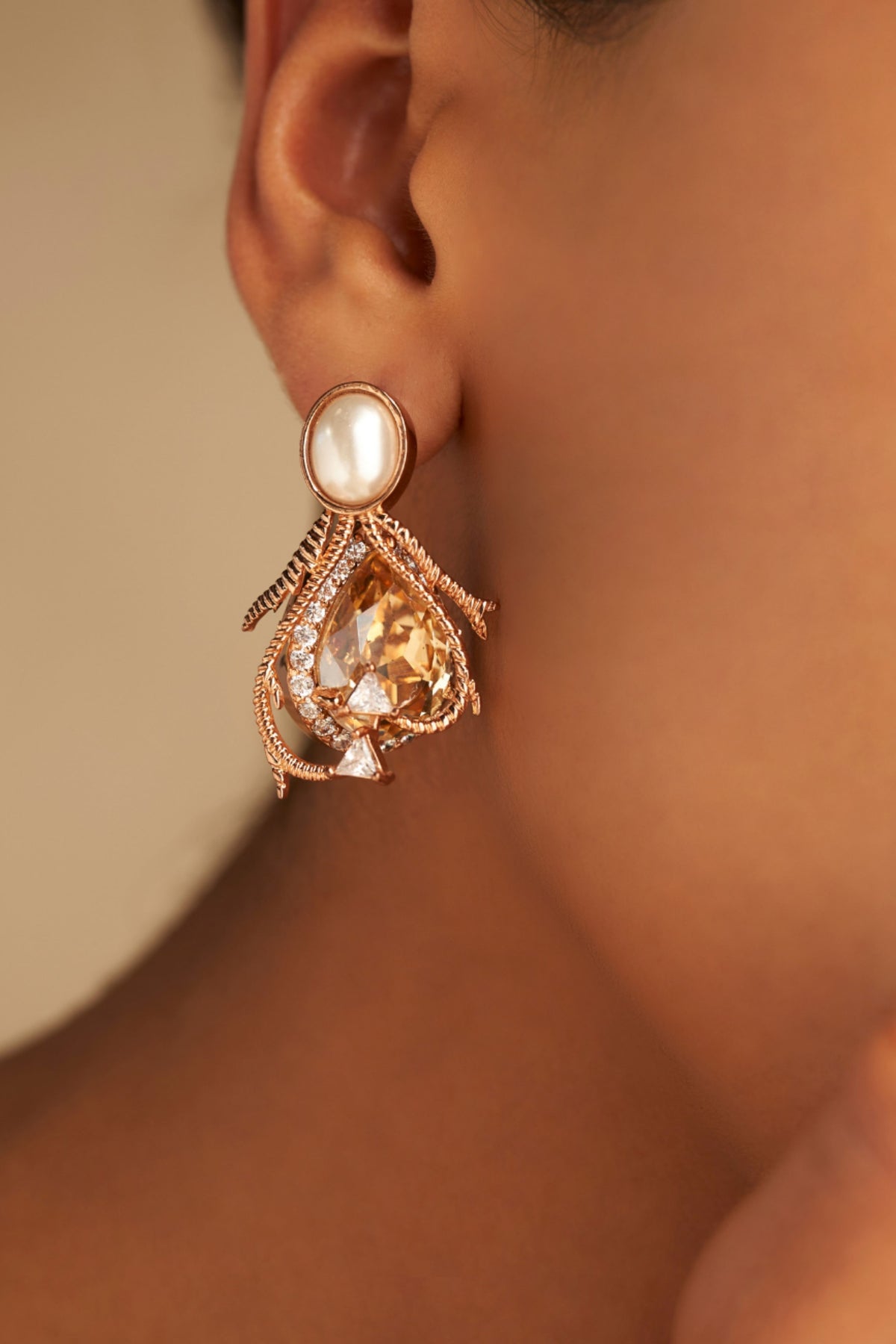 The Paloma Pearl Stud Earrings