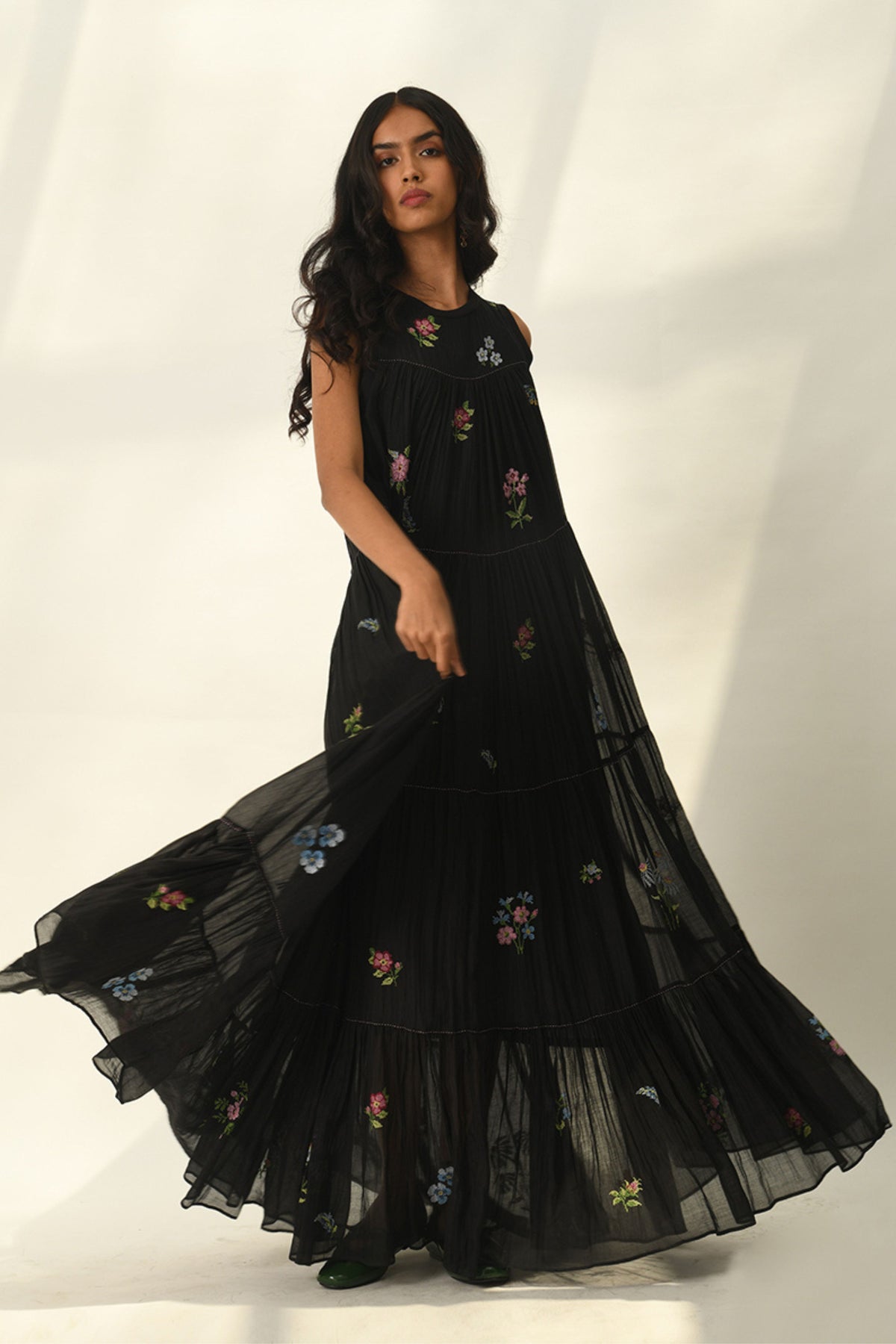 Glabrifolia Embroidered Dress