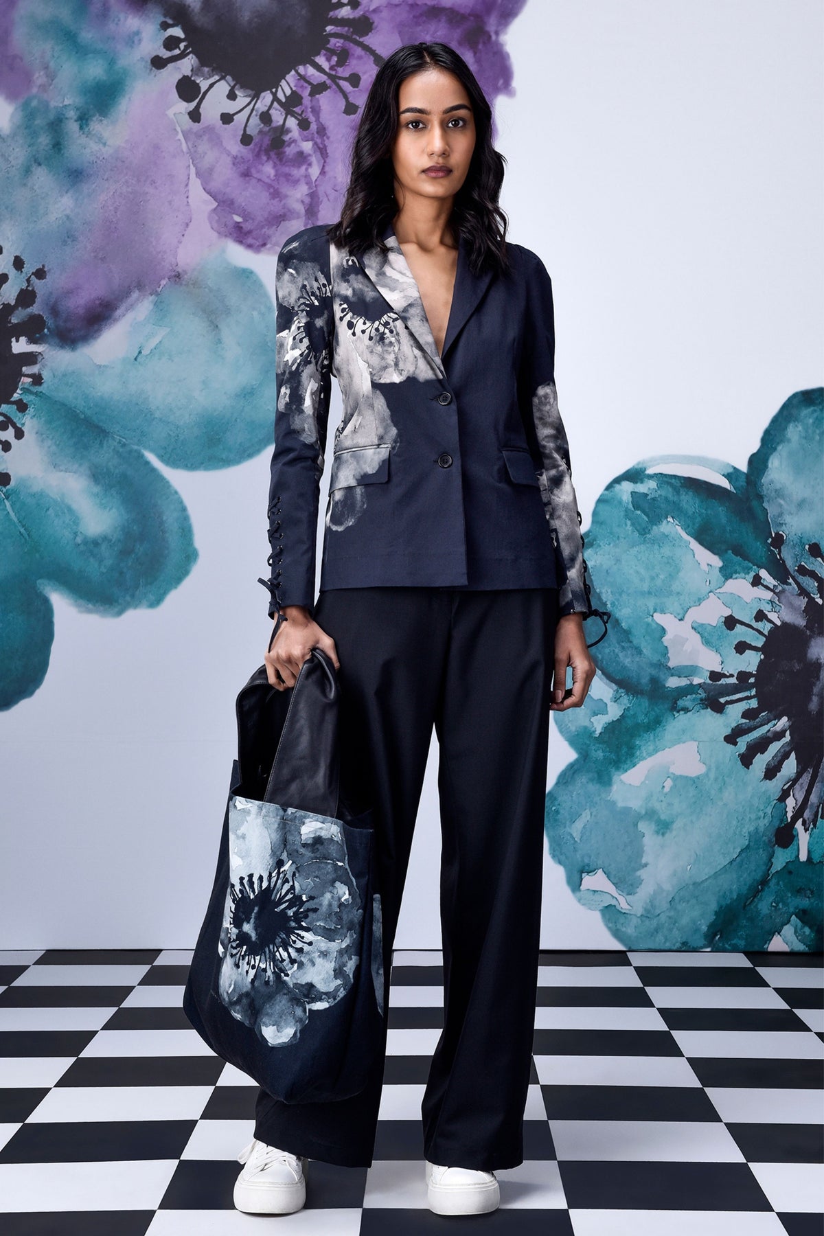 Anemone Flower Jacket Black Grey