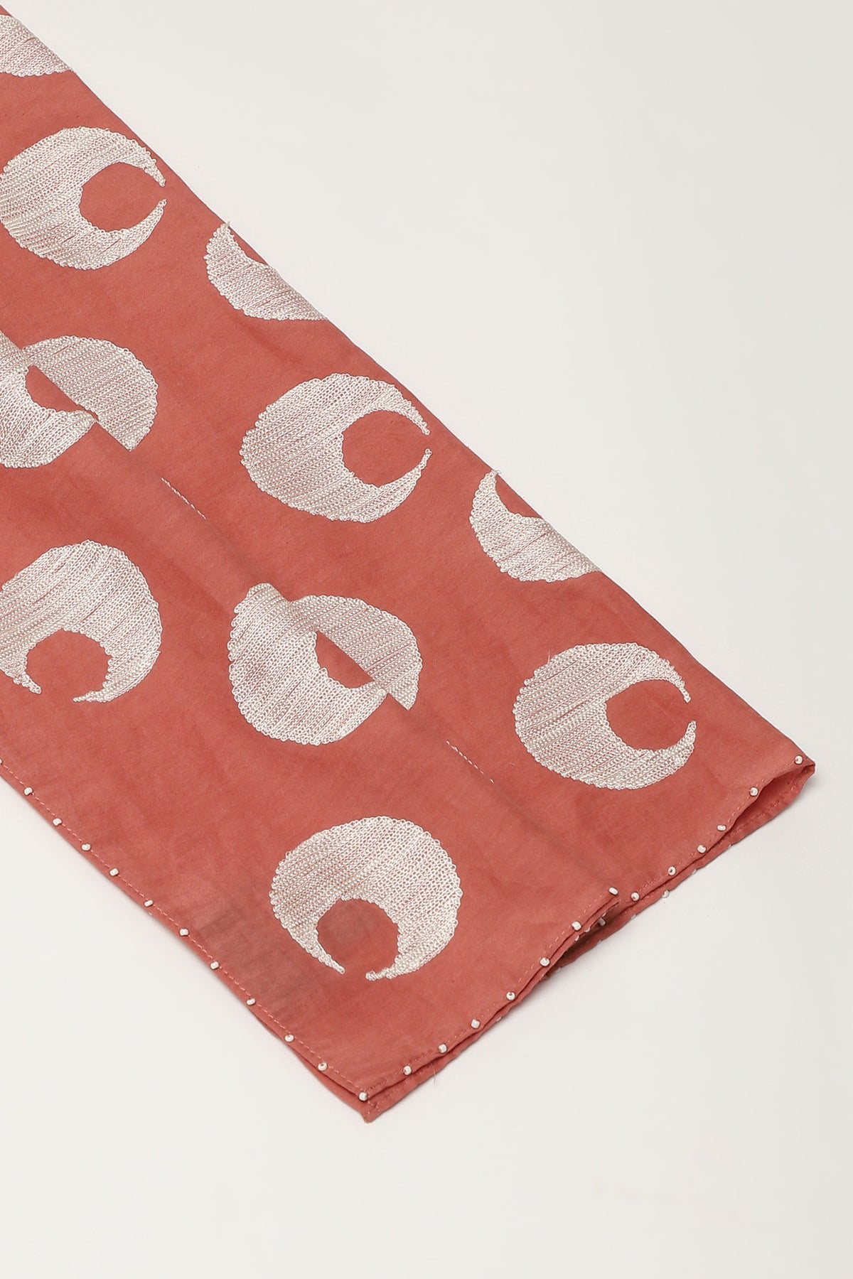 Red Wood Ottoman Moon Scarf