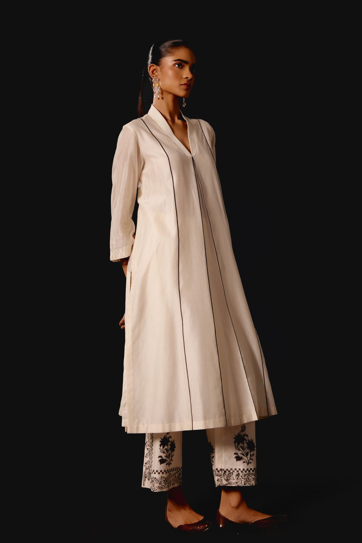 Ivory Embroidered Chanderi Kurta Set