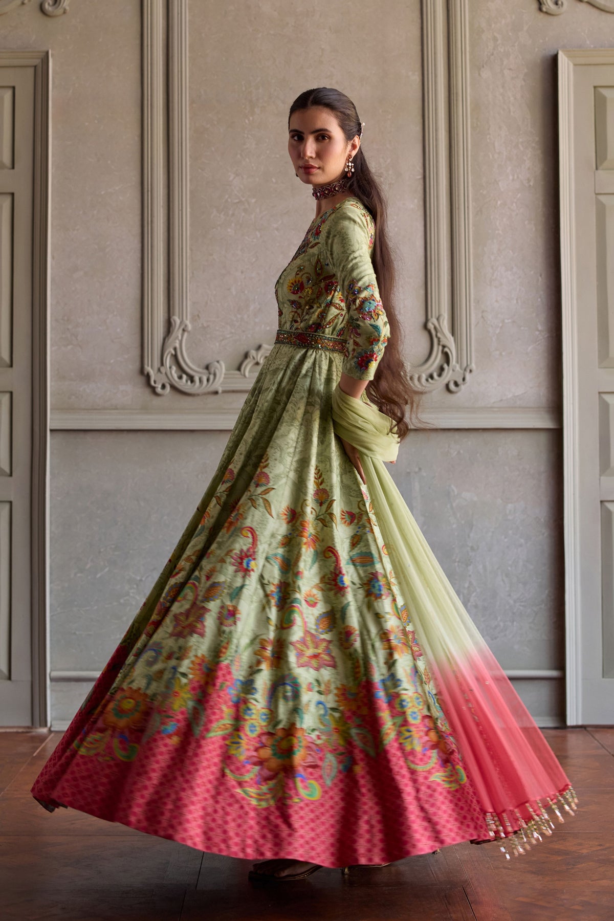 Ruhani Anarkali Set