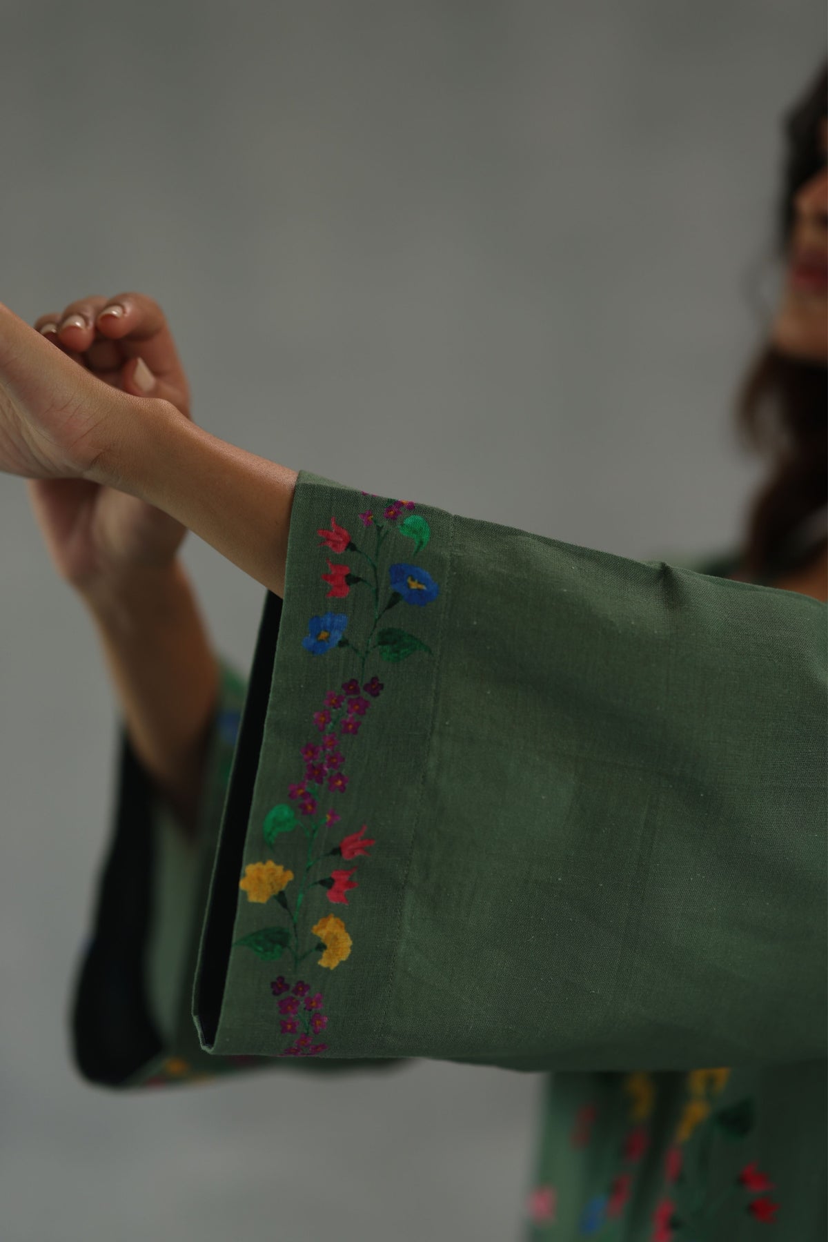 Olive Meadow Song Phiran Set
