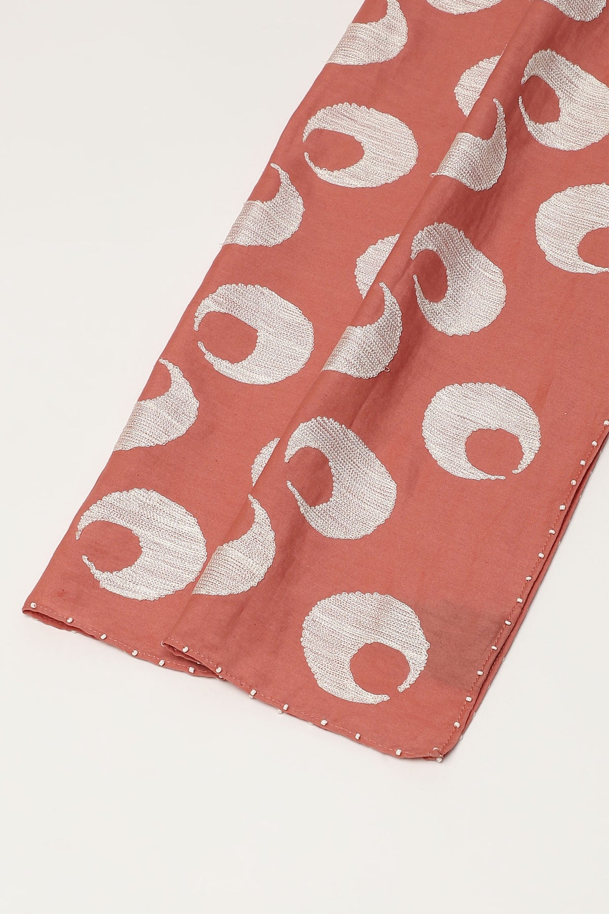 Red Wood Ottoman Moon Scarf