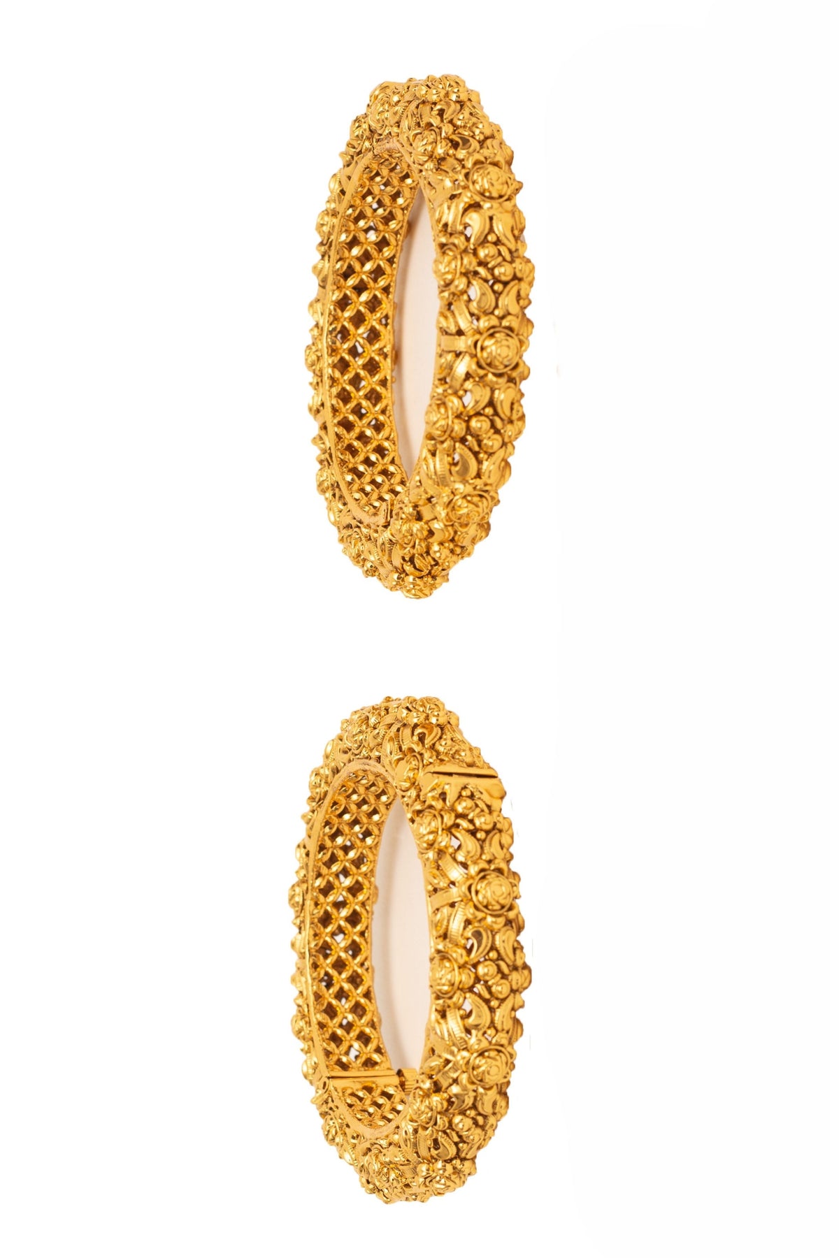 Isvaraah Gold Plated Bangles