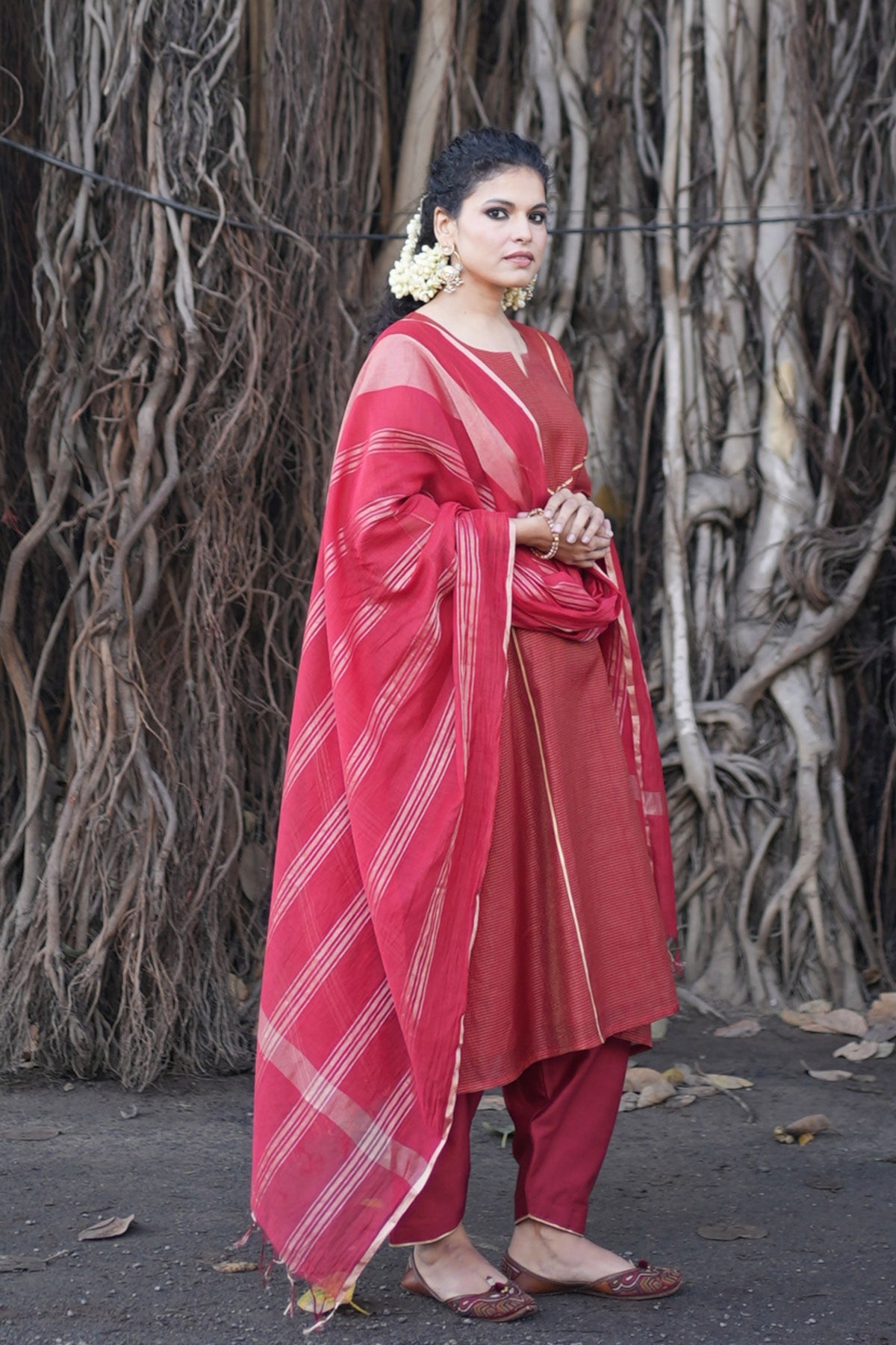 Bhanu Elegant Gota Kurta Set