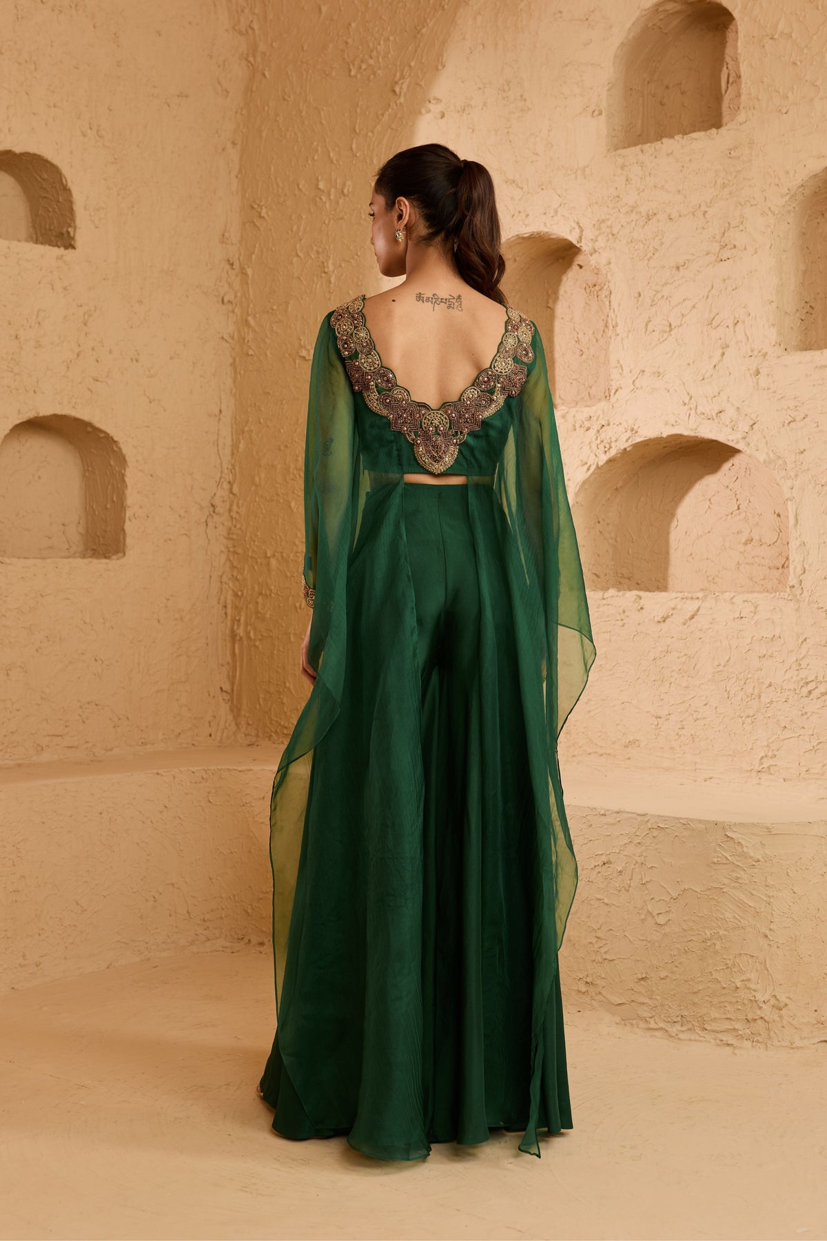 Zivah Cape Set