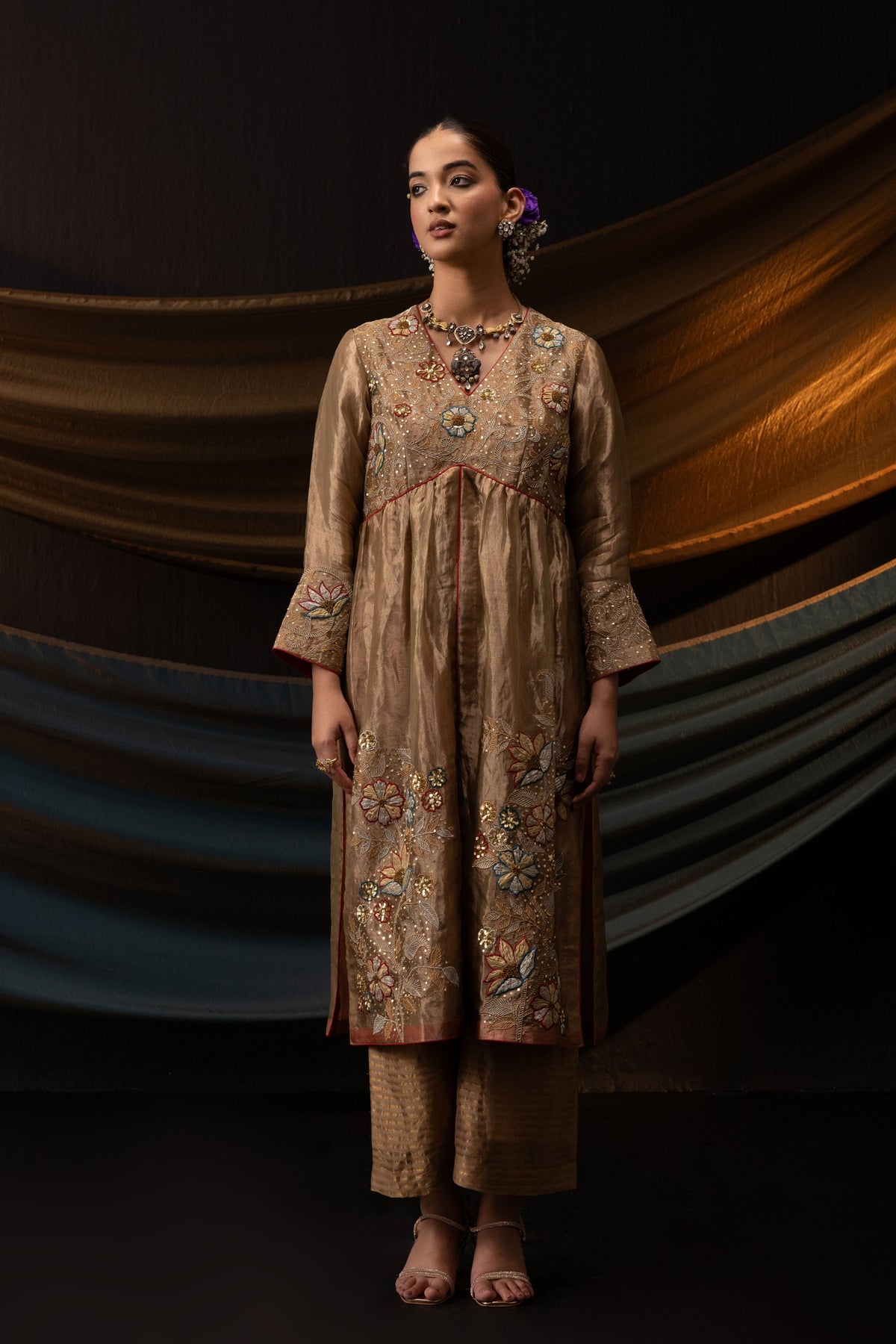 Gold Front Slit Kurta Set