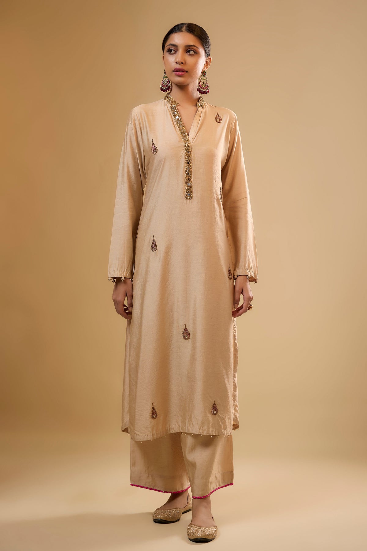 Ivory Applique Kurta Set