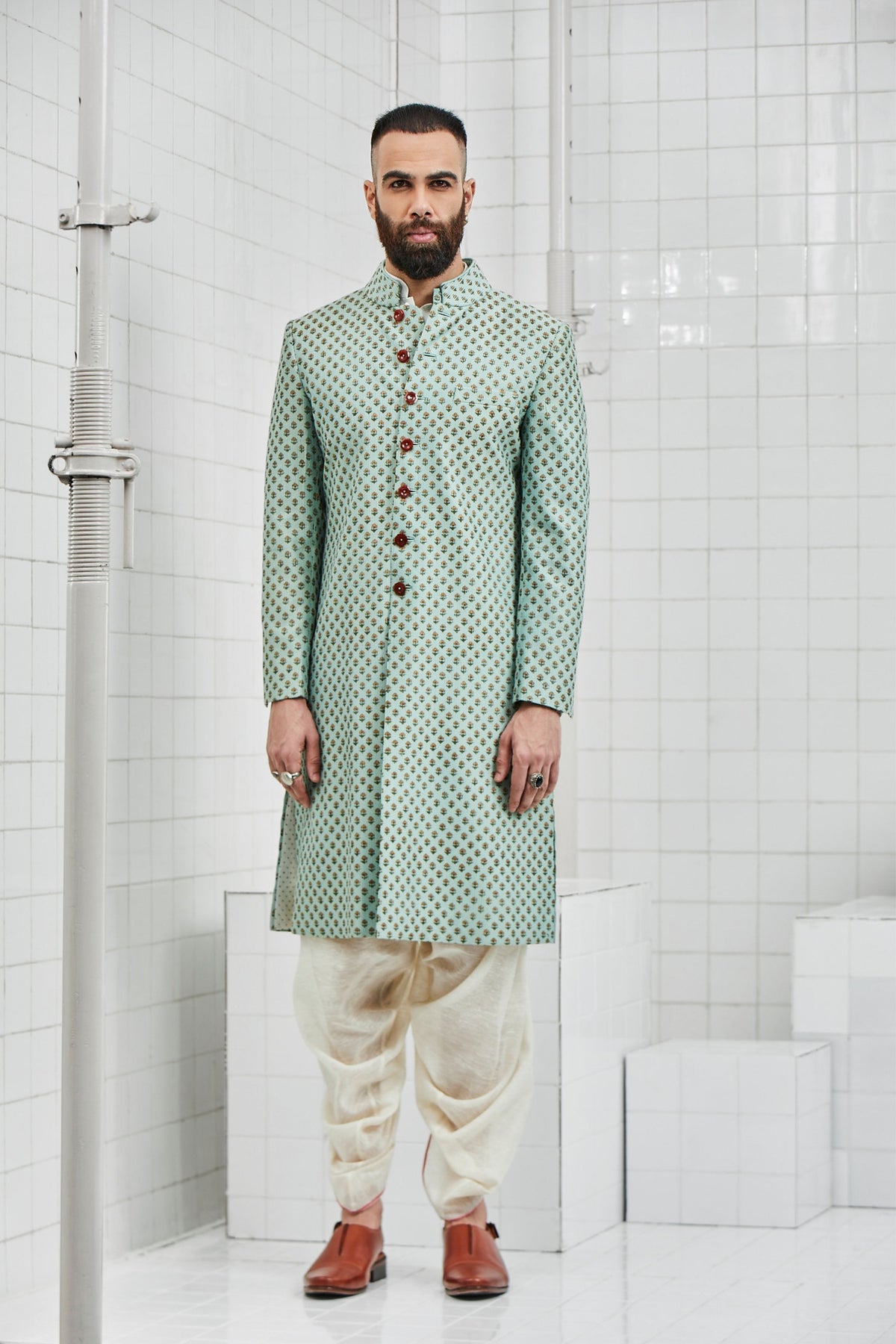 Chhitroli Textured Sherwani