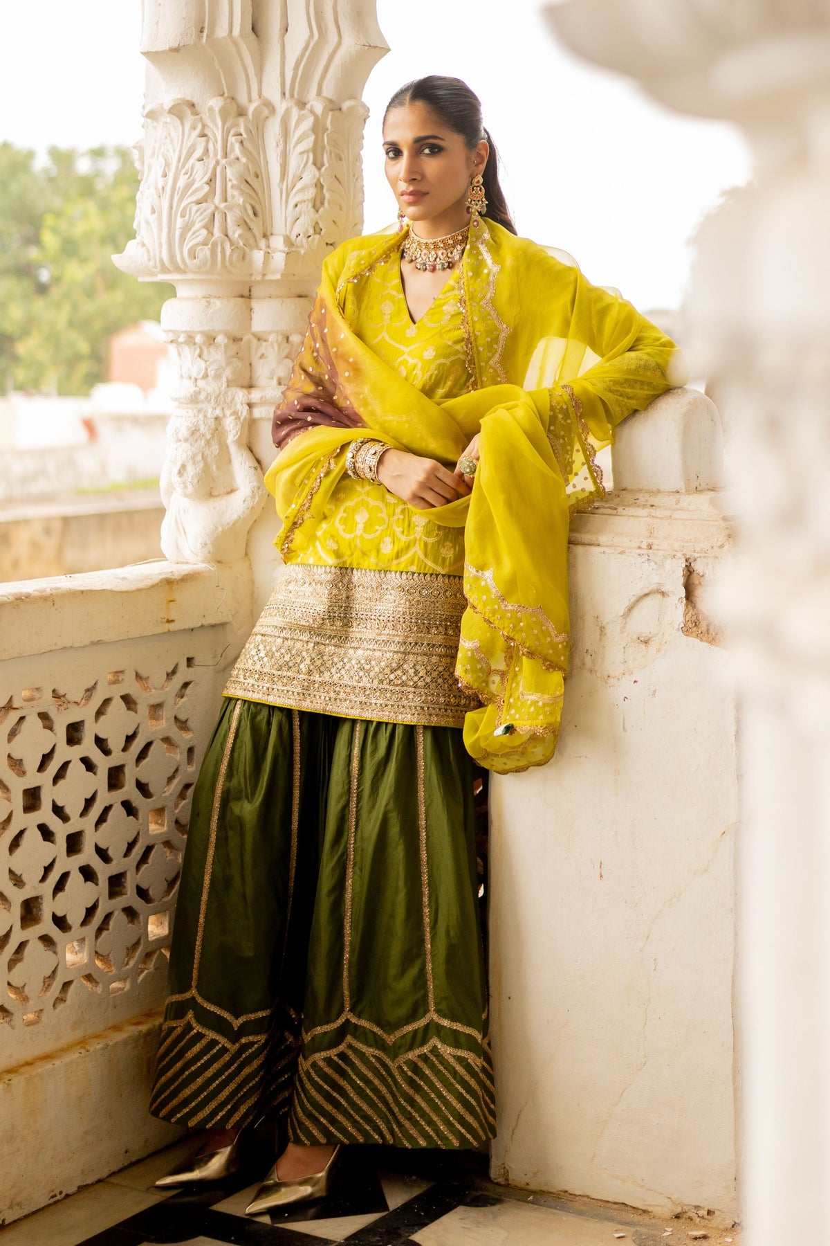 Lime-brown Gul Dupatta