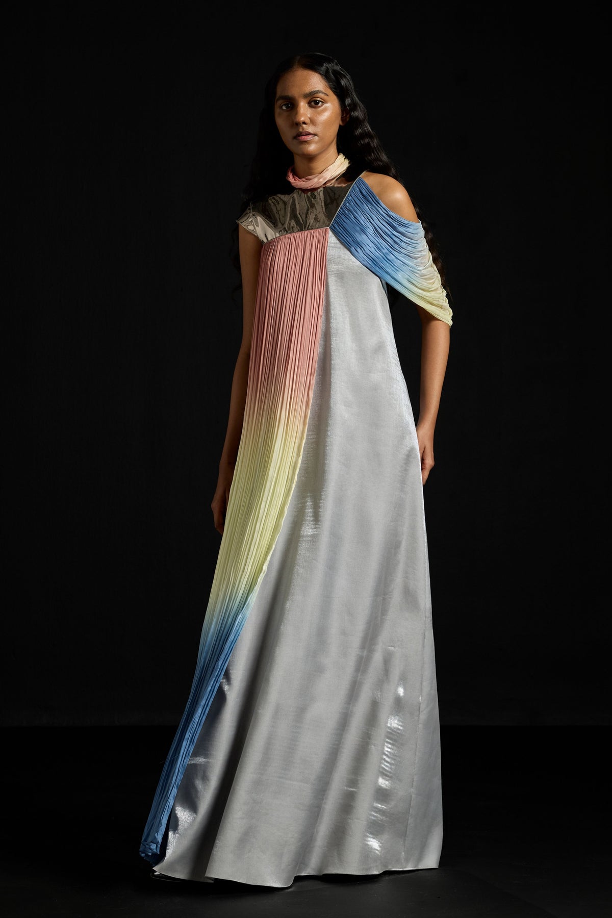 Metallic Plate Draped Kaftan
