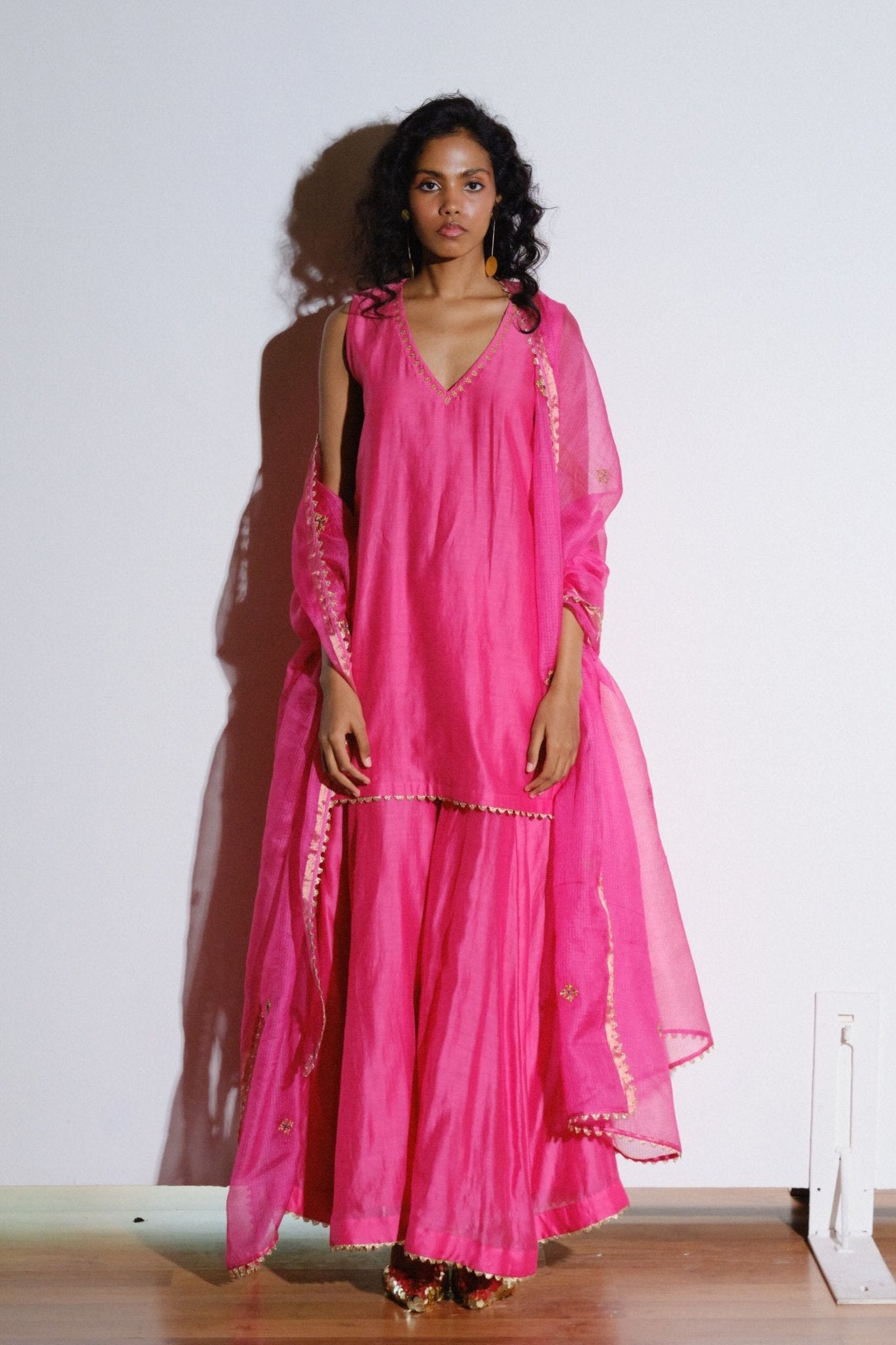 Rani Pink Dupatta - Khara Kapas - Elahe