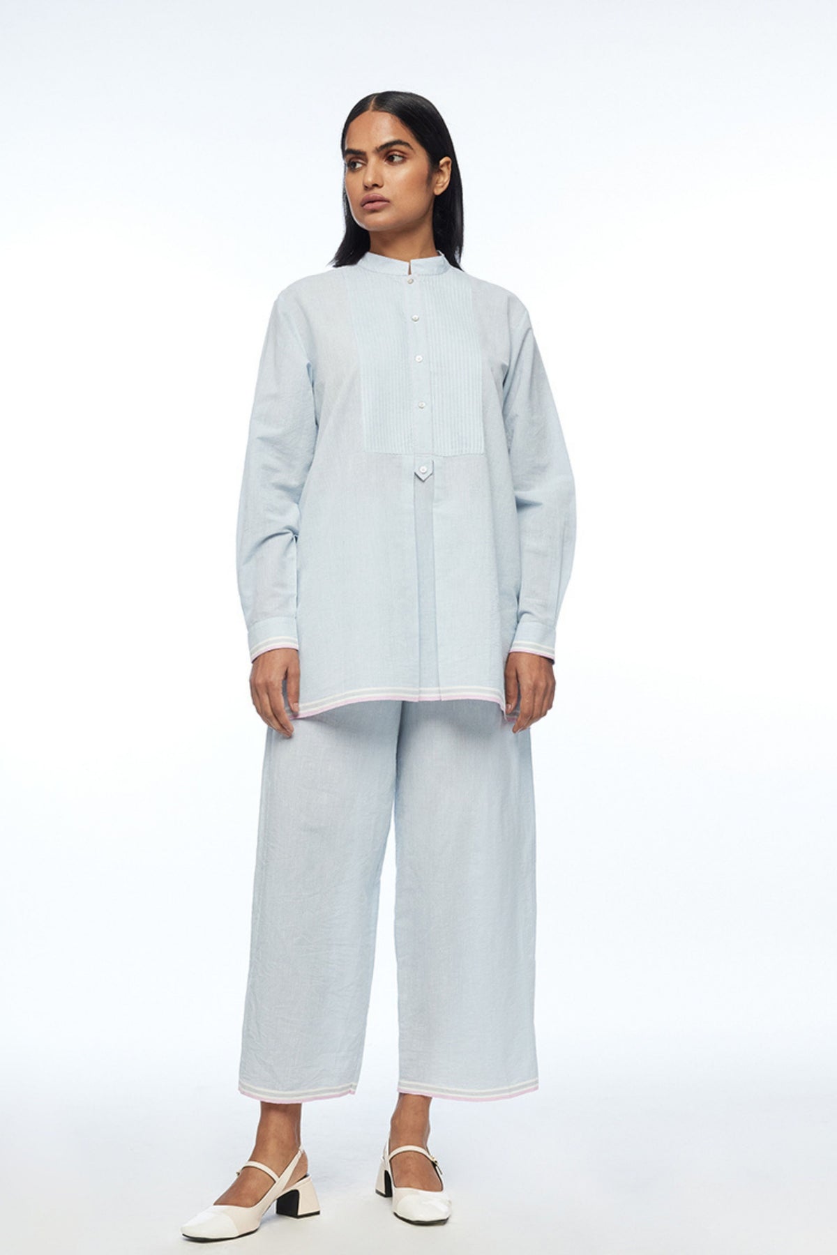 Mandonii Yoke Pleated Top