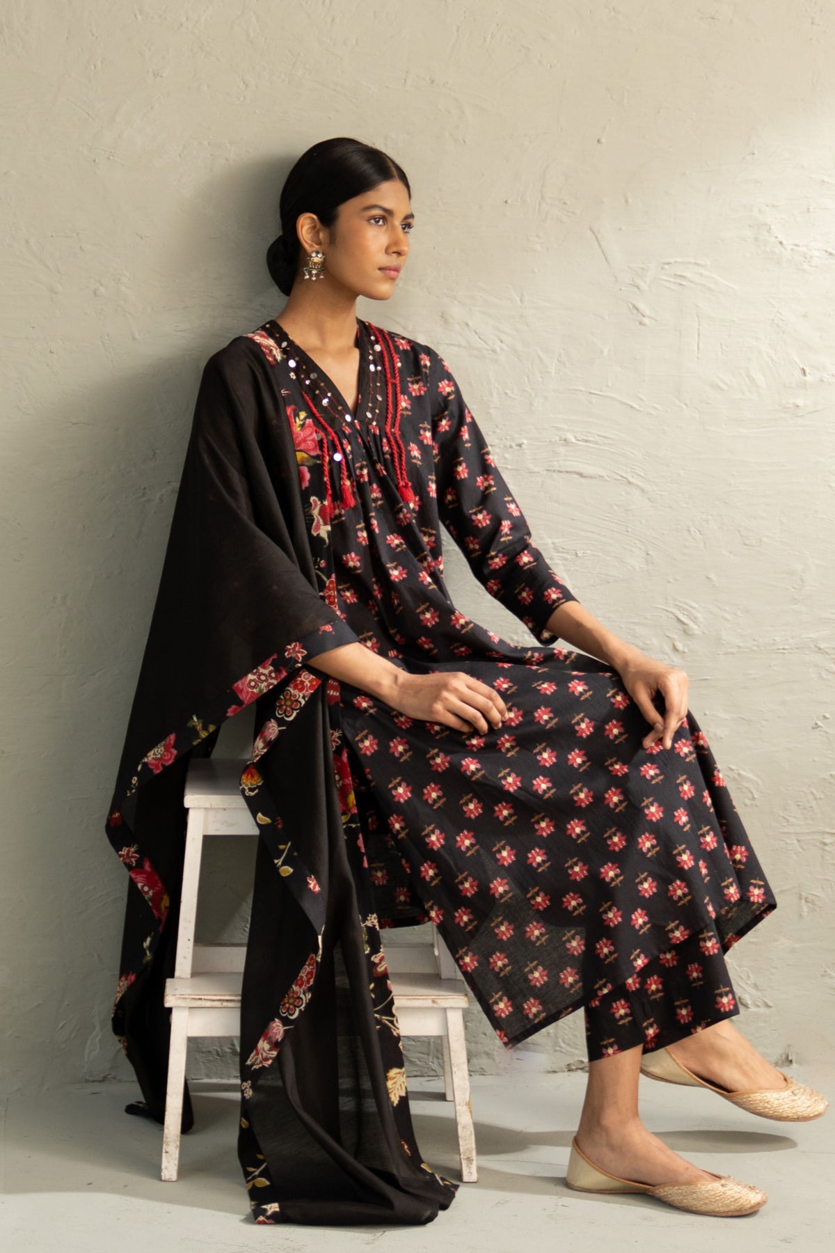 Black V-Neck Kurta Set