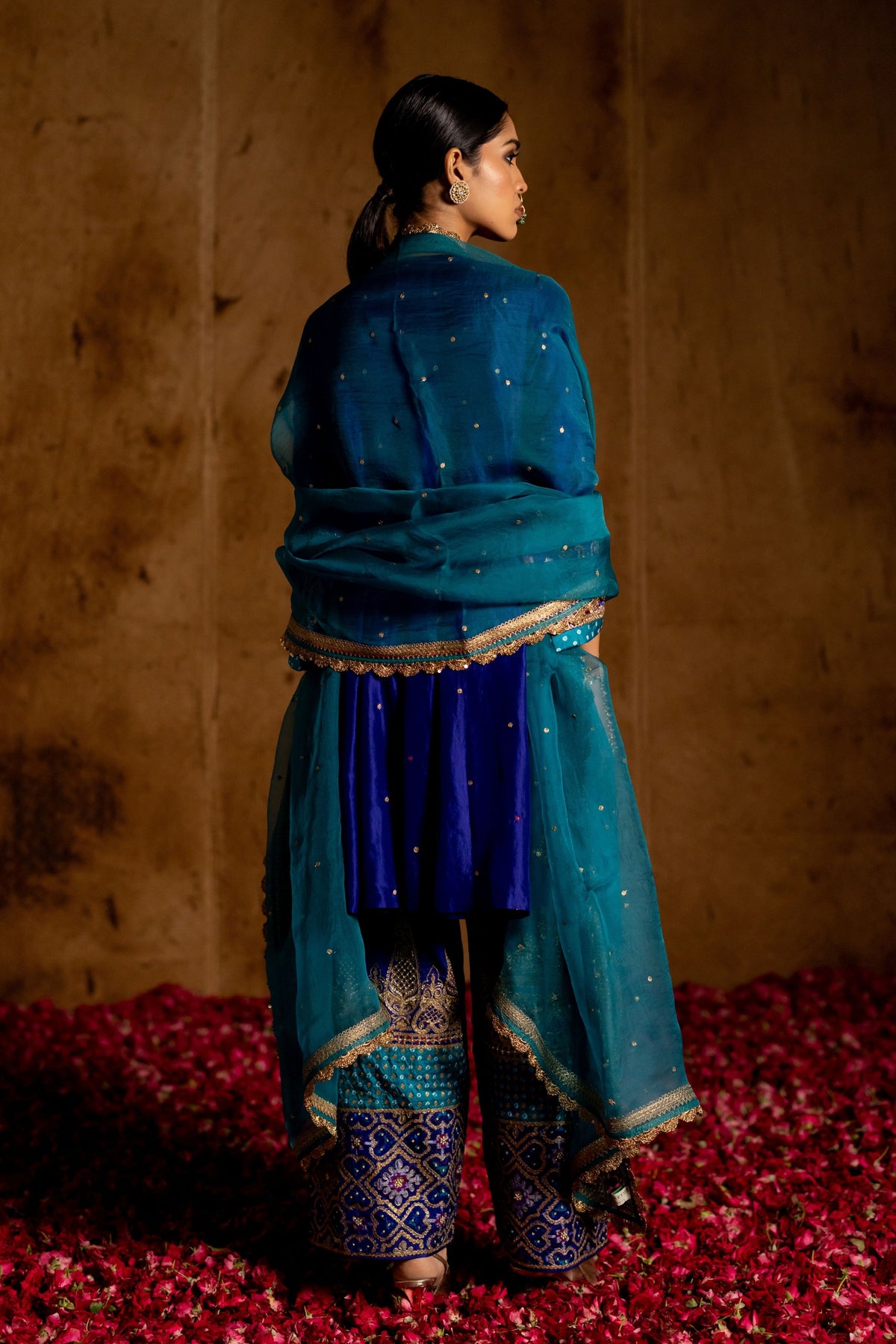 Rutvee Patola Cutout Kurta Set