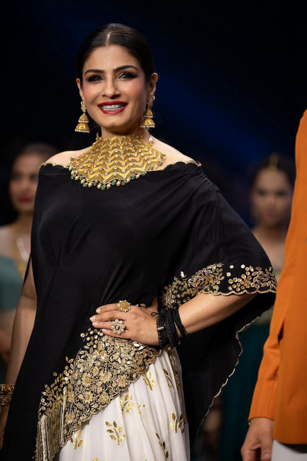 Raveena Tandon in Pallavi Jaipur