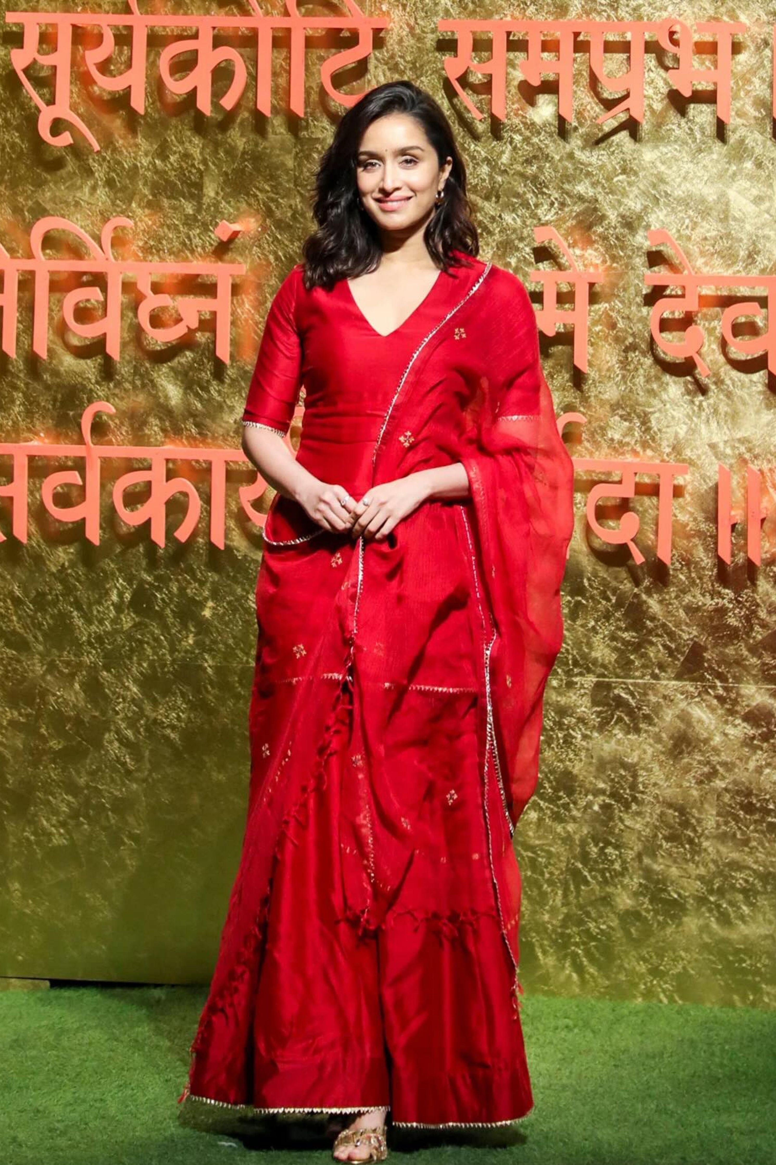 Traditional Dress Shraddha Kapoor Party Dresses Khara Kapas