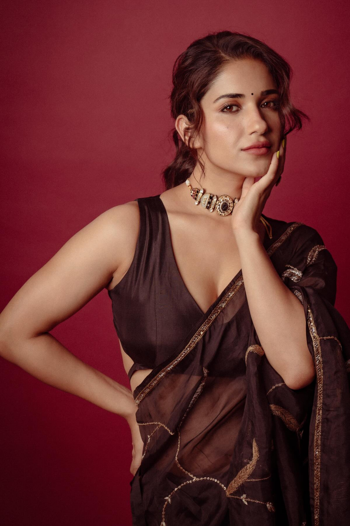 Ruhani Sharma in Raw Mango