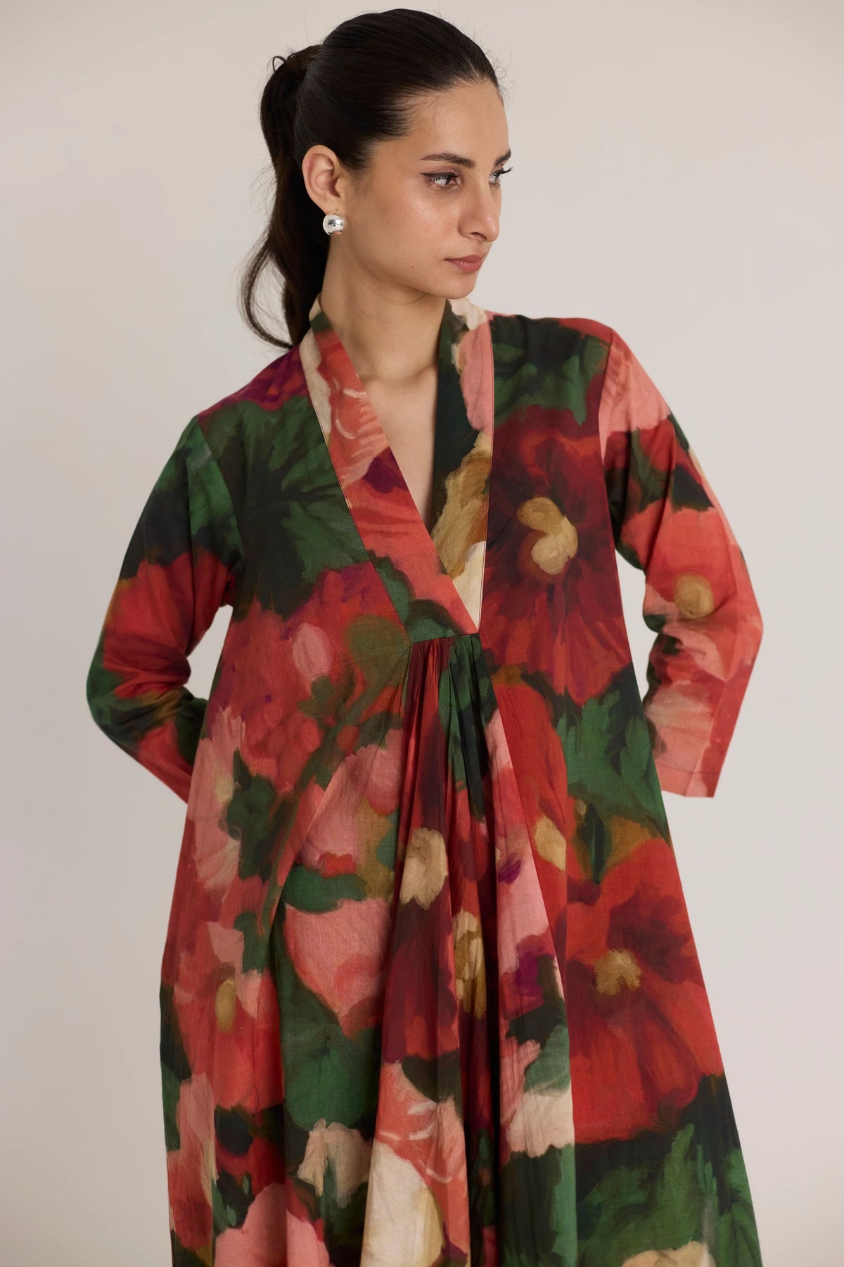 Scarlett  V-neck Kurta Set