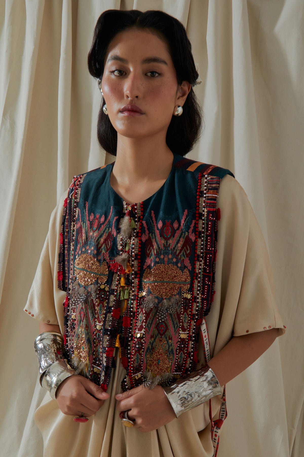 Zuri Ecru Gilet Set