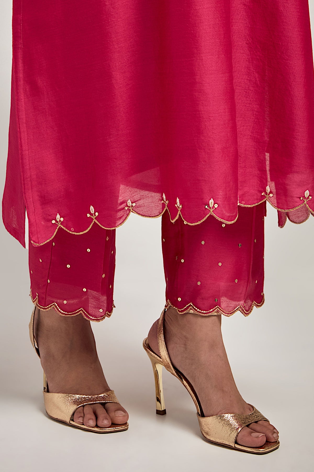 Embroidered Fuchsia Kurta Set