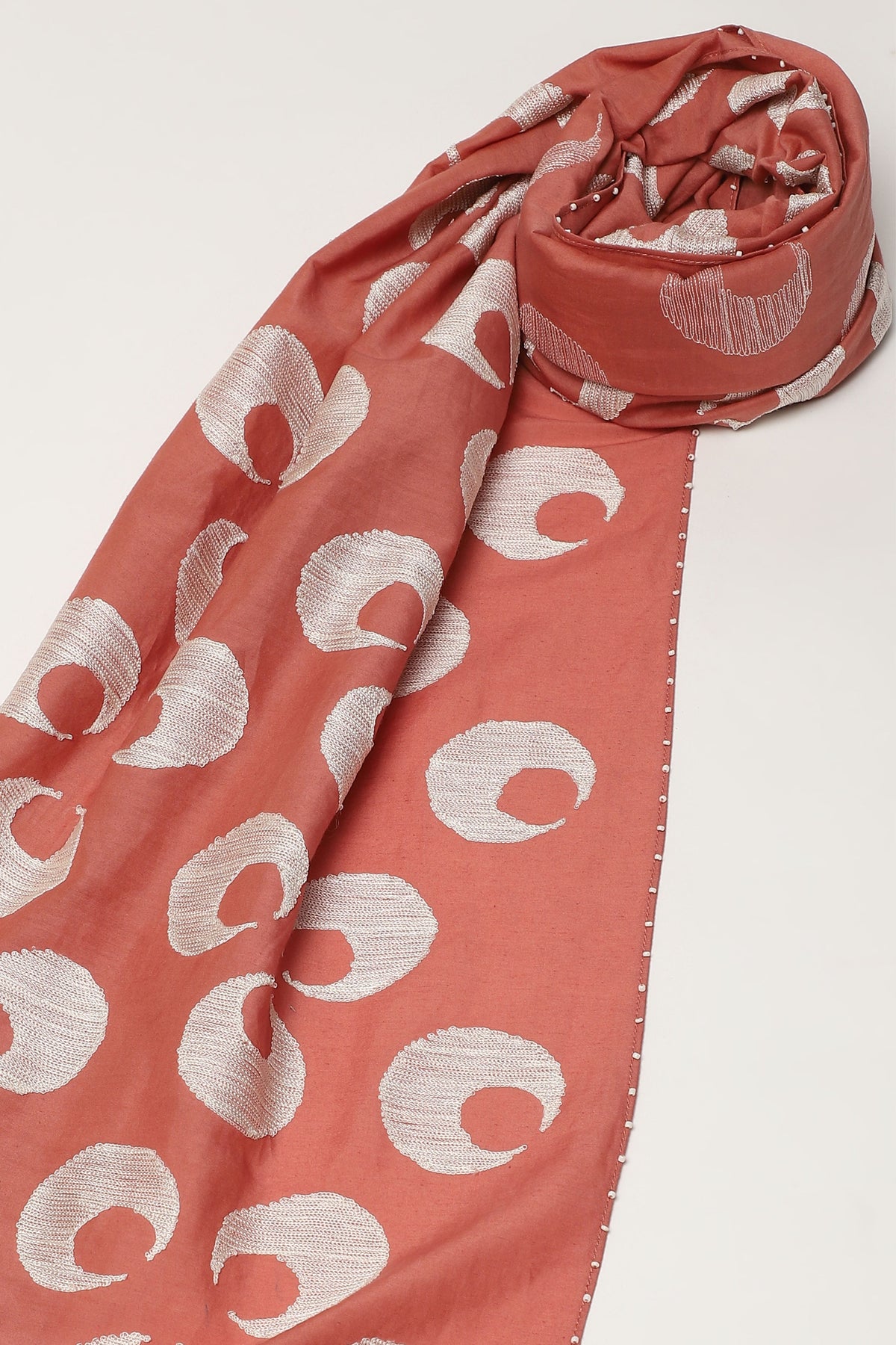 Red Wood Ottoman Moon Scarf