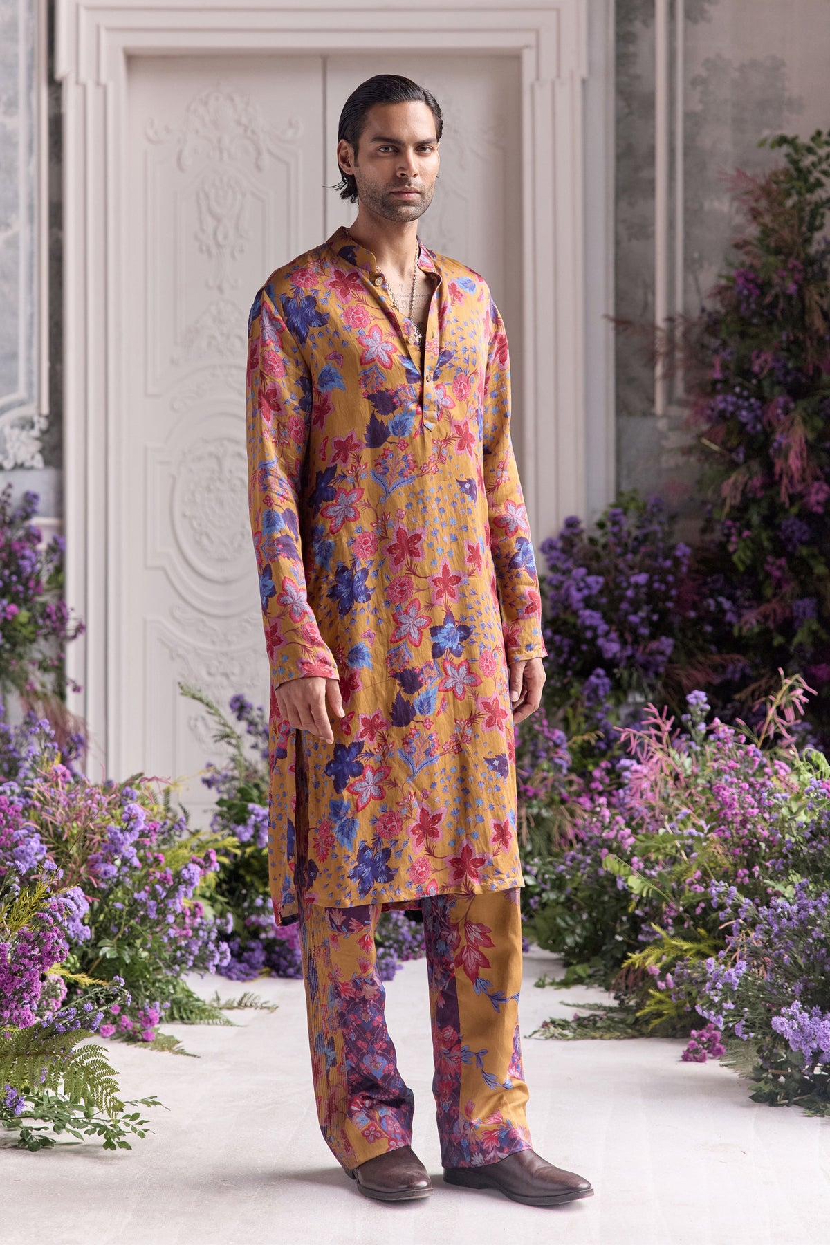 Ahaan Kurta Set