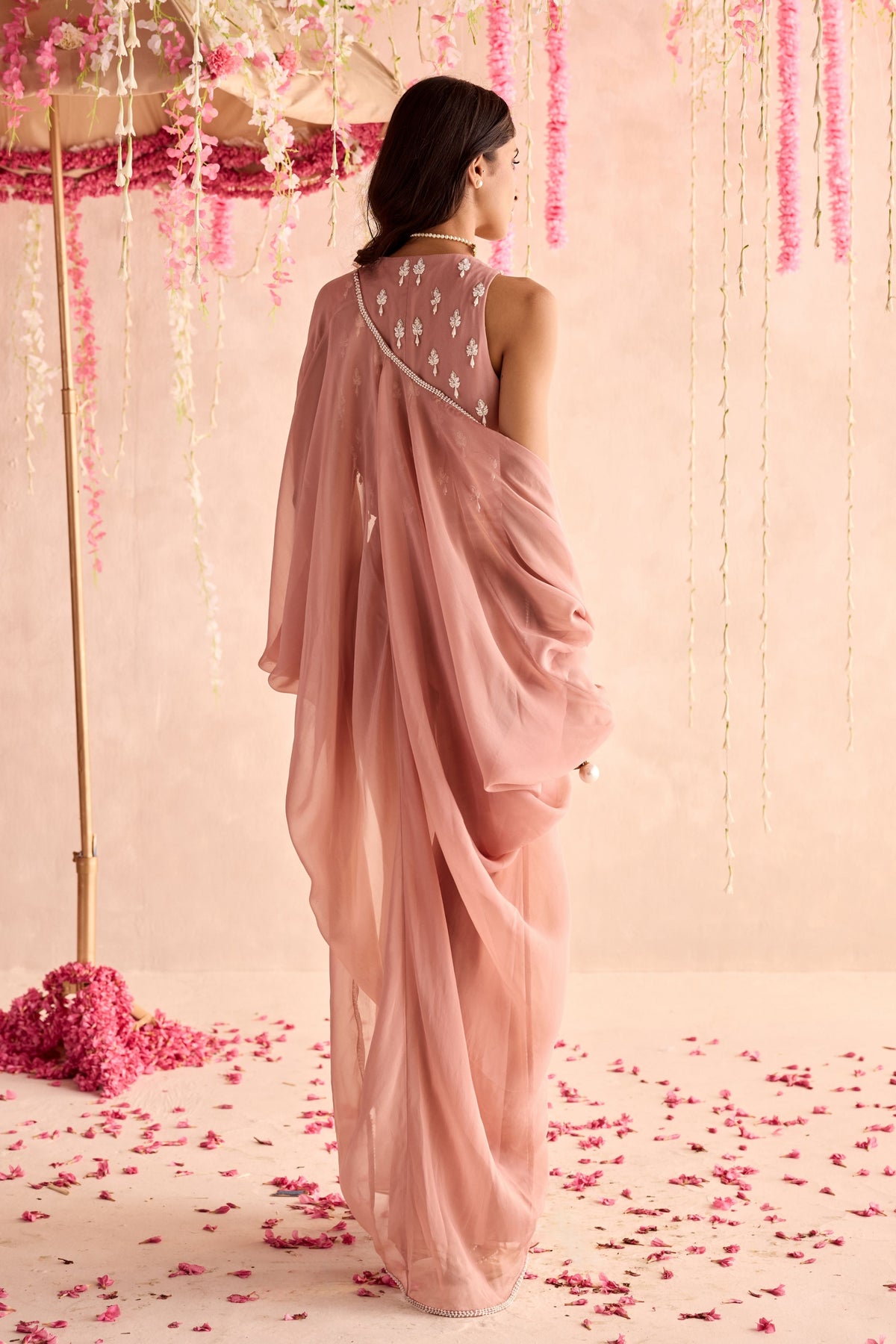 Gulaab Cape Set
