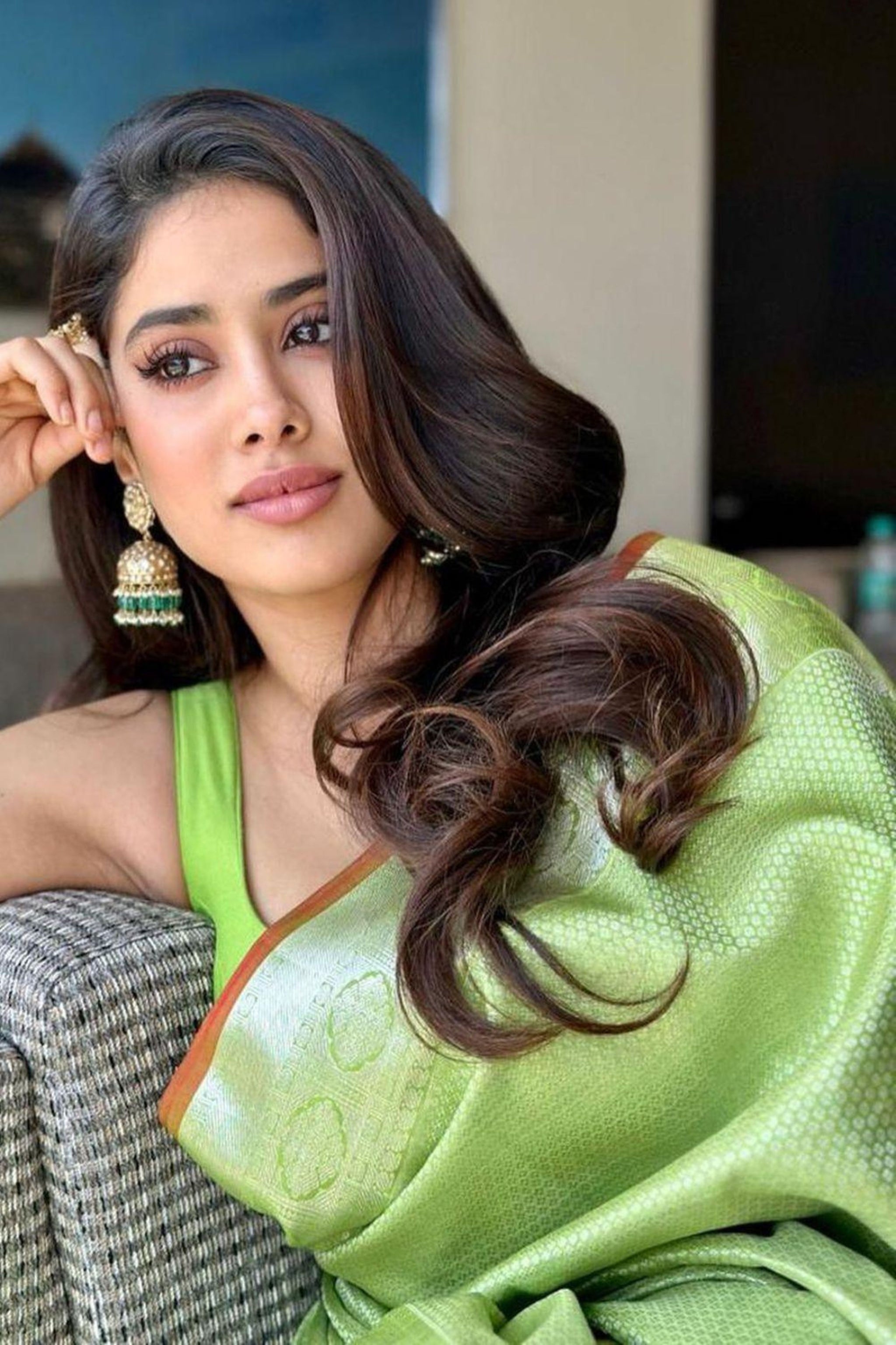 Janhvi Kapoor physical stats