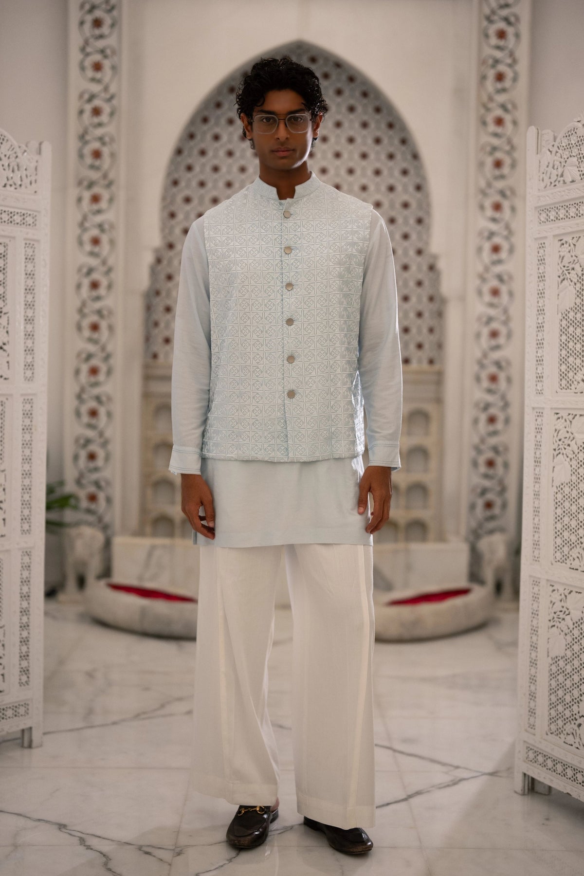 Embroidered Textured Bandi Set