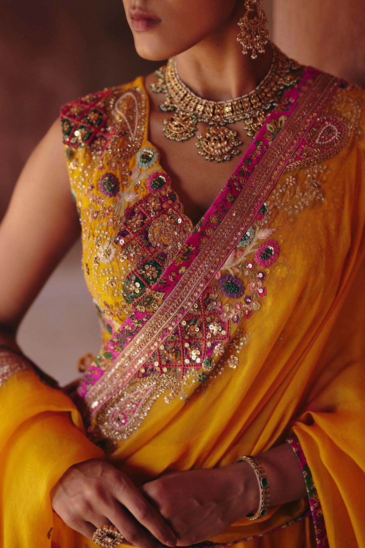 Gulrez Organza 16 Kali Lehenga Set
