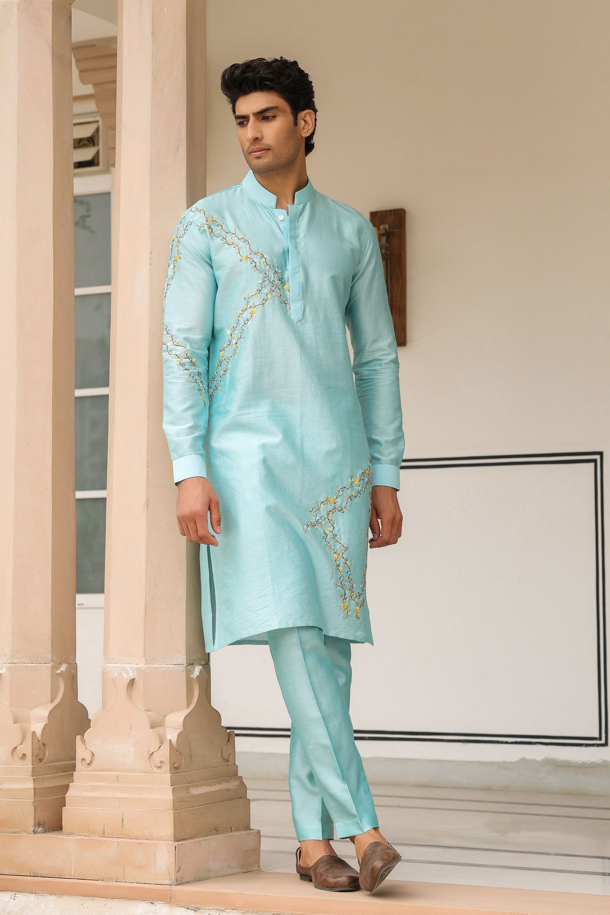 Gulzar Light Blue Kurta Set