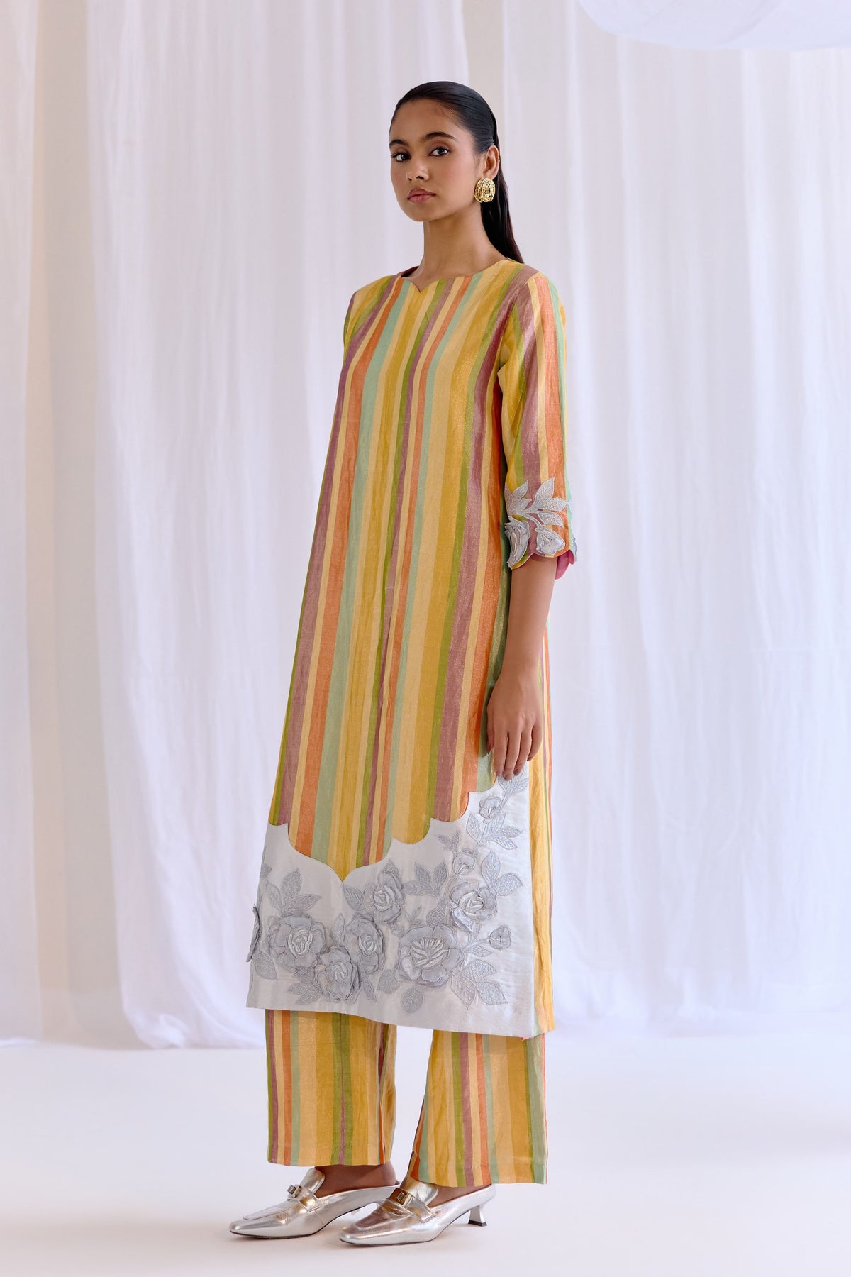 Satranga Gul Kurta Set