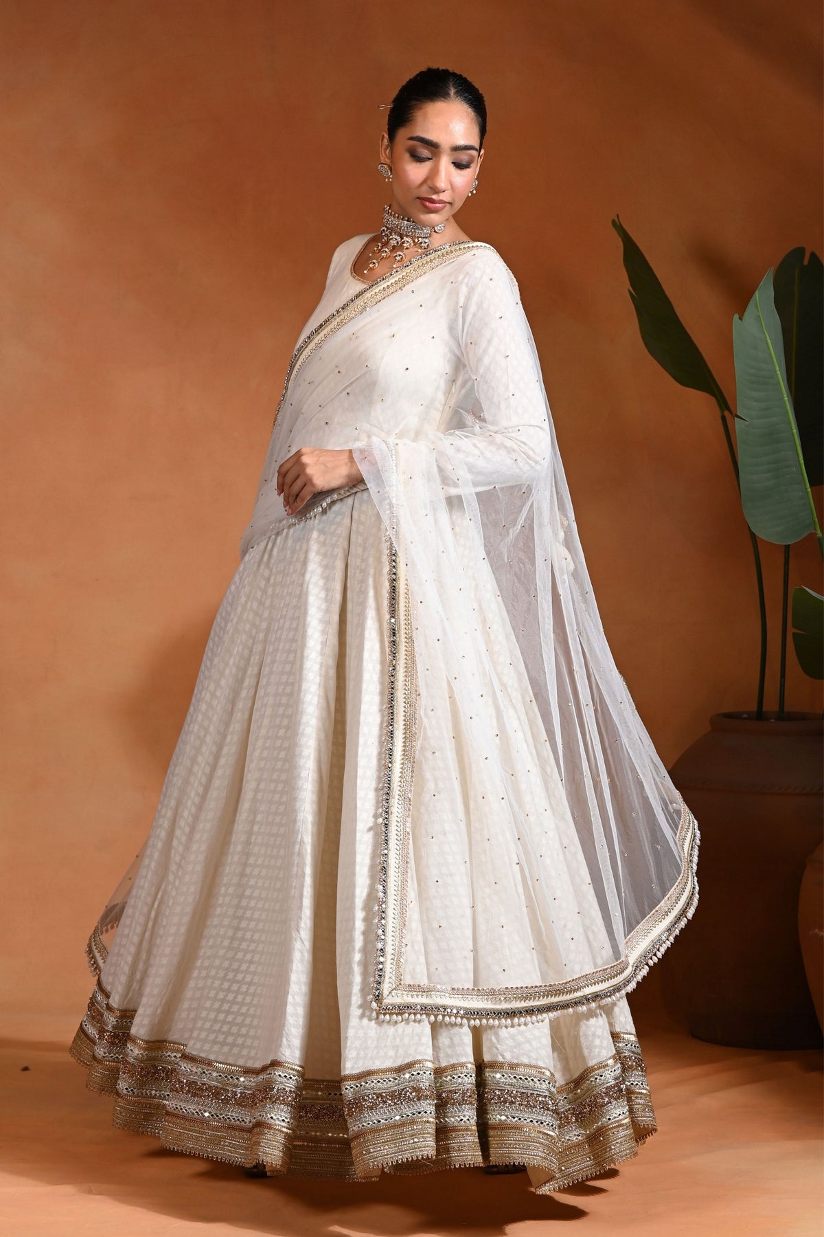 Chand Anarkali Ivory Gold Set