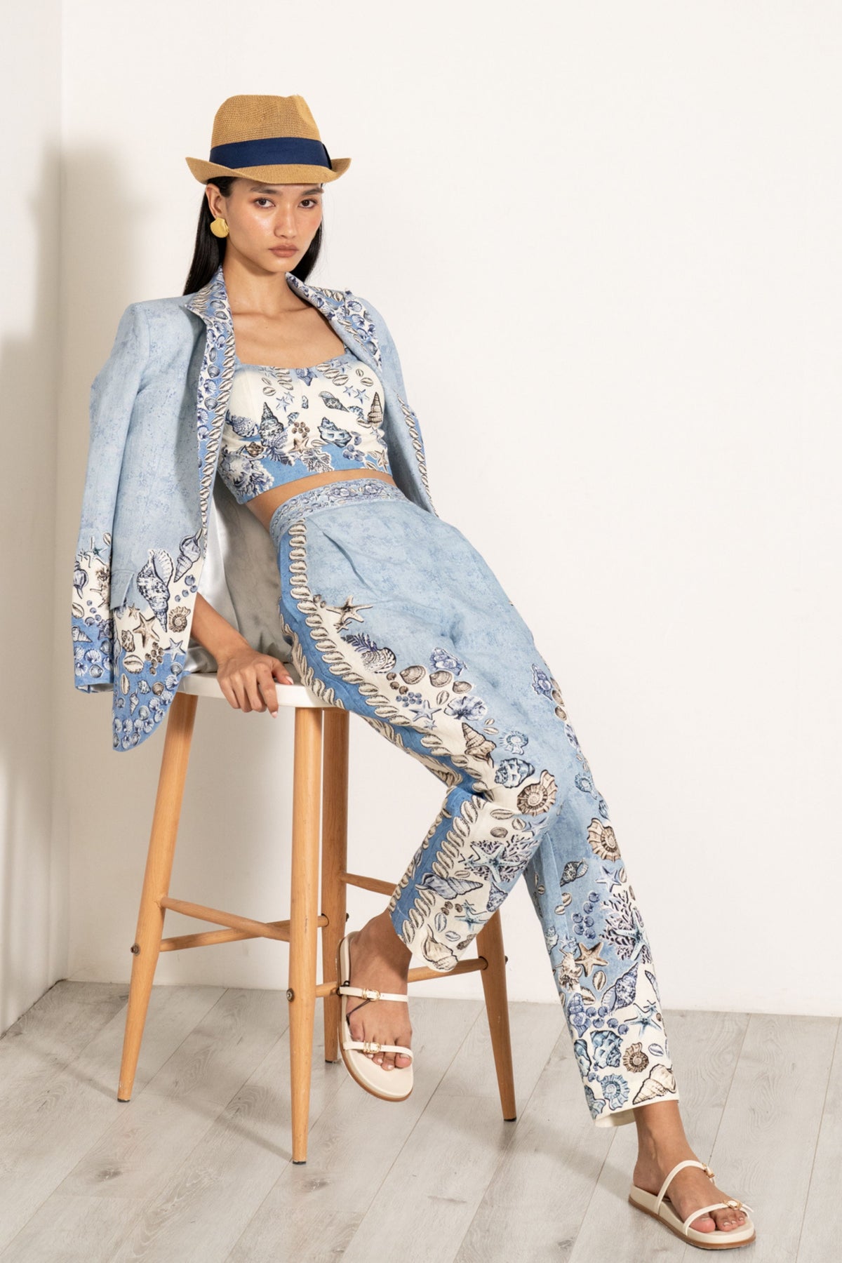Mira Knotch Jacket