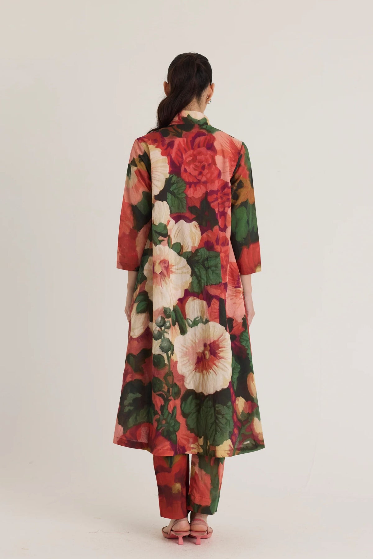 Scarlett  V-neck Kurta Set