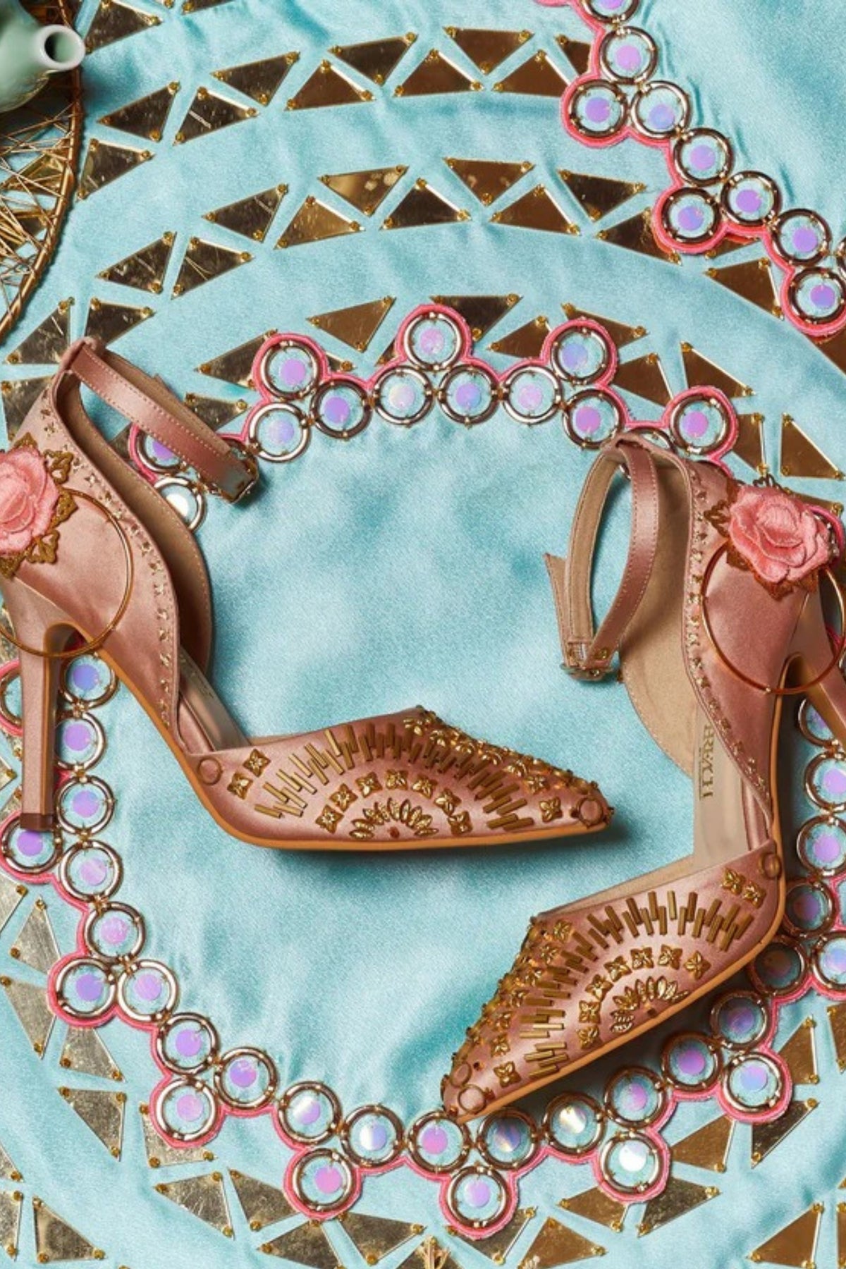 The Rositas - Gold Stilletos