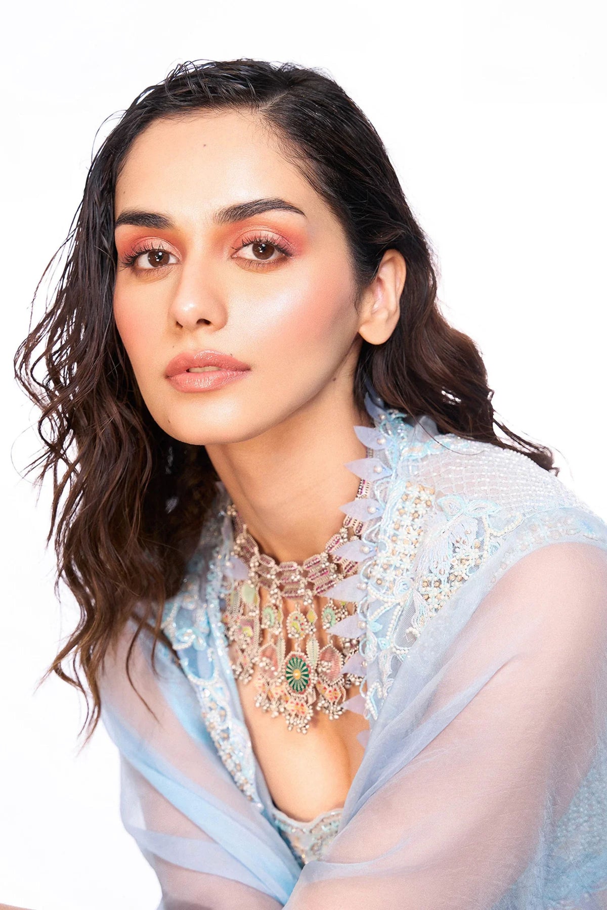 Manushi Chillar in Awigna