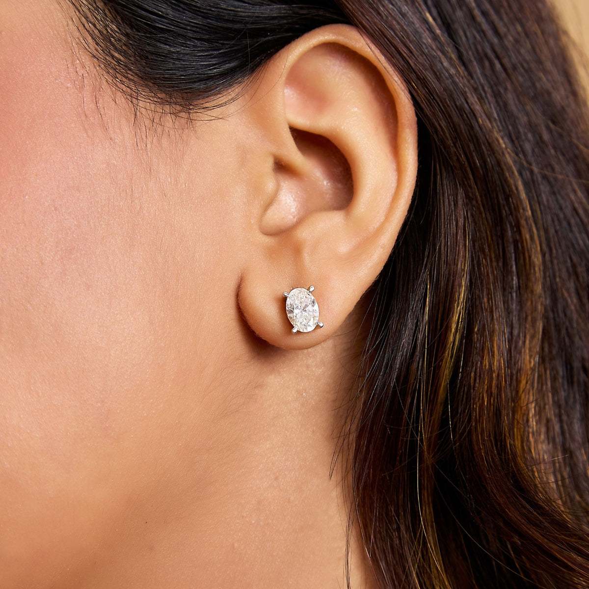 1Ct oval studs