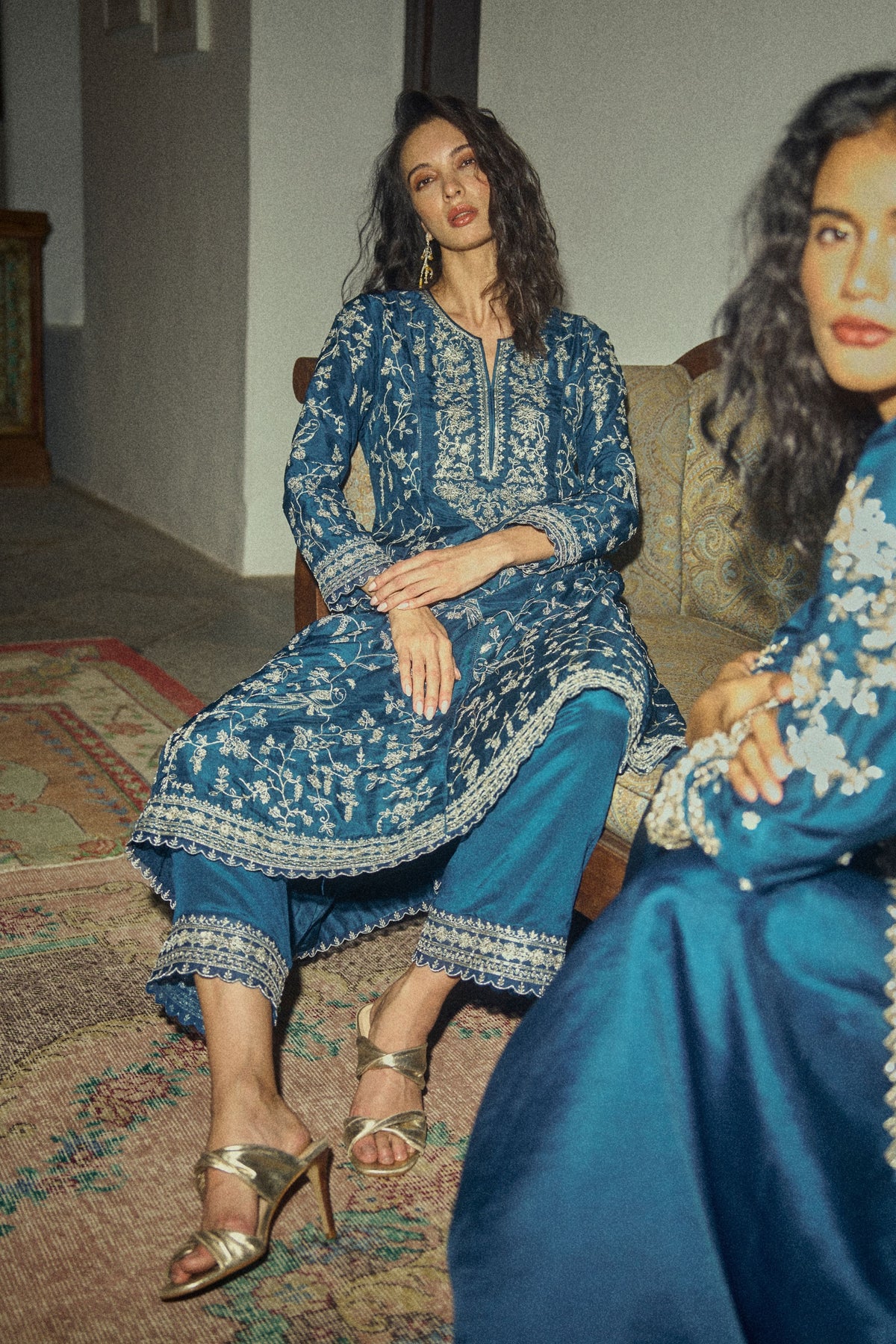 Aari Parrot Kurta Set