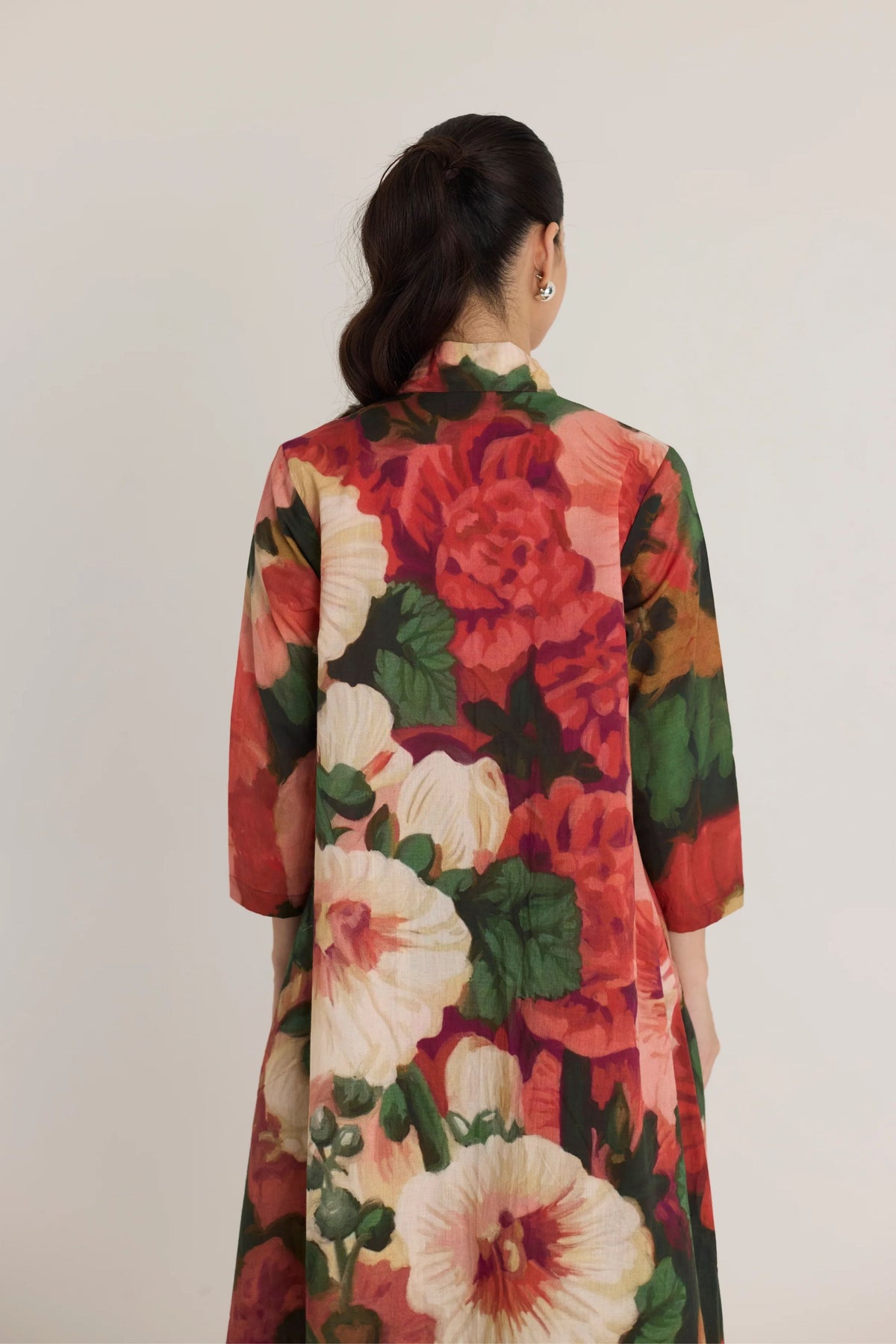 Scarlett  V-neck Kurta Set