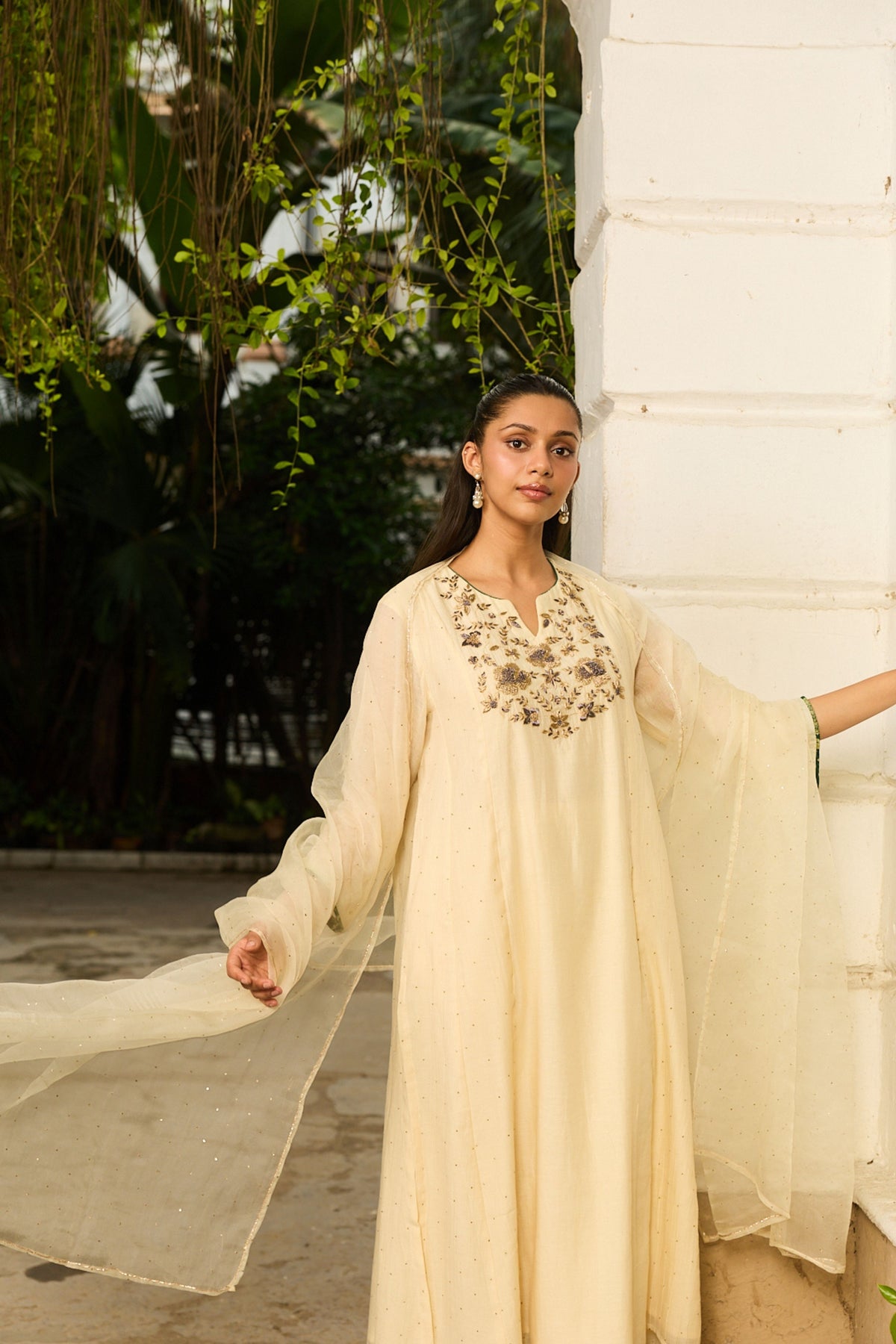 Thea Kurta Set