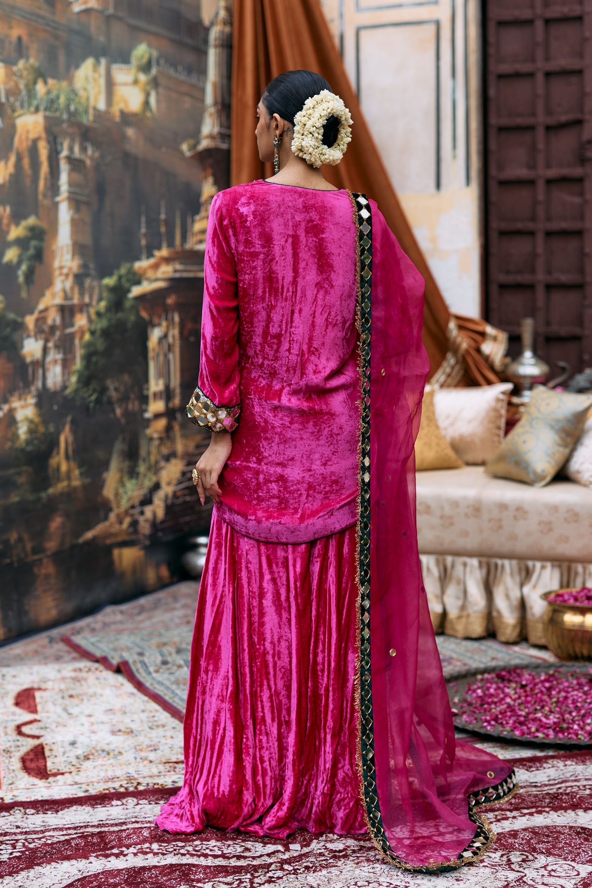 Gulaab Makhmal Khayal Suit
