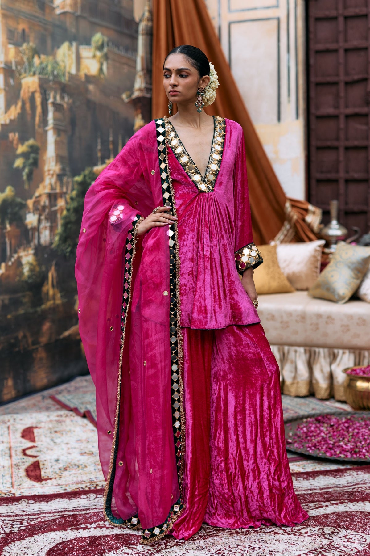 Gulaab Makhmal Khayal Suit