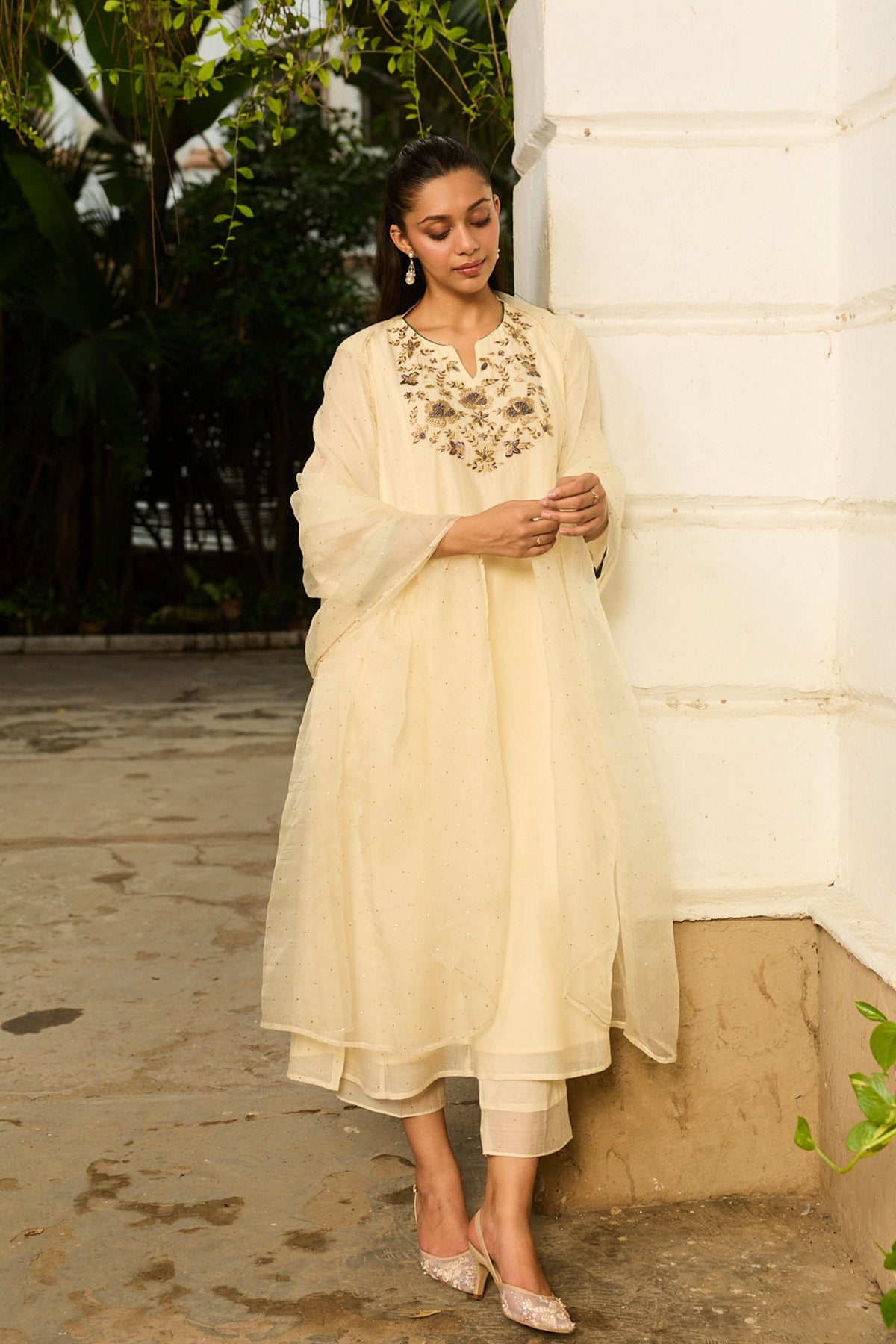 Thea Kurta Set