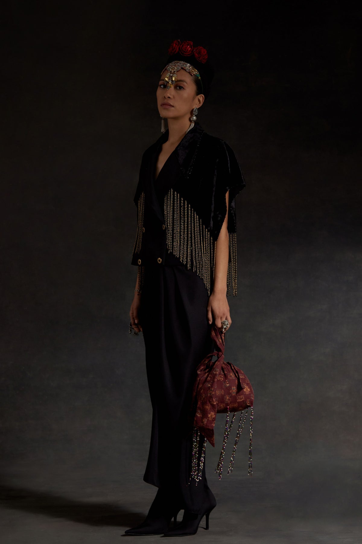Surmai Zoa Cropped Trench Set
